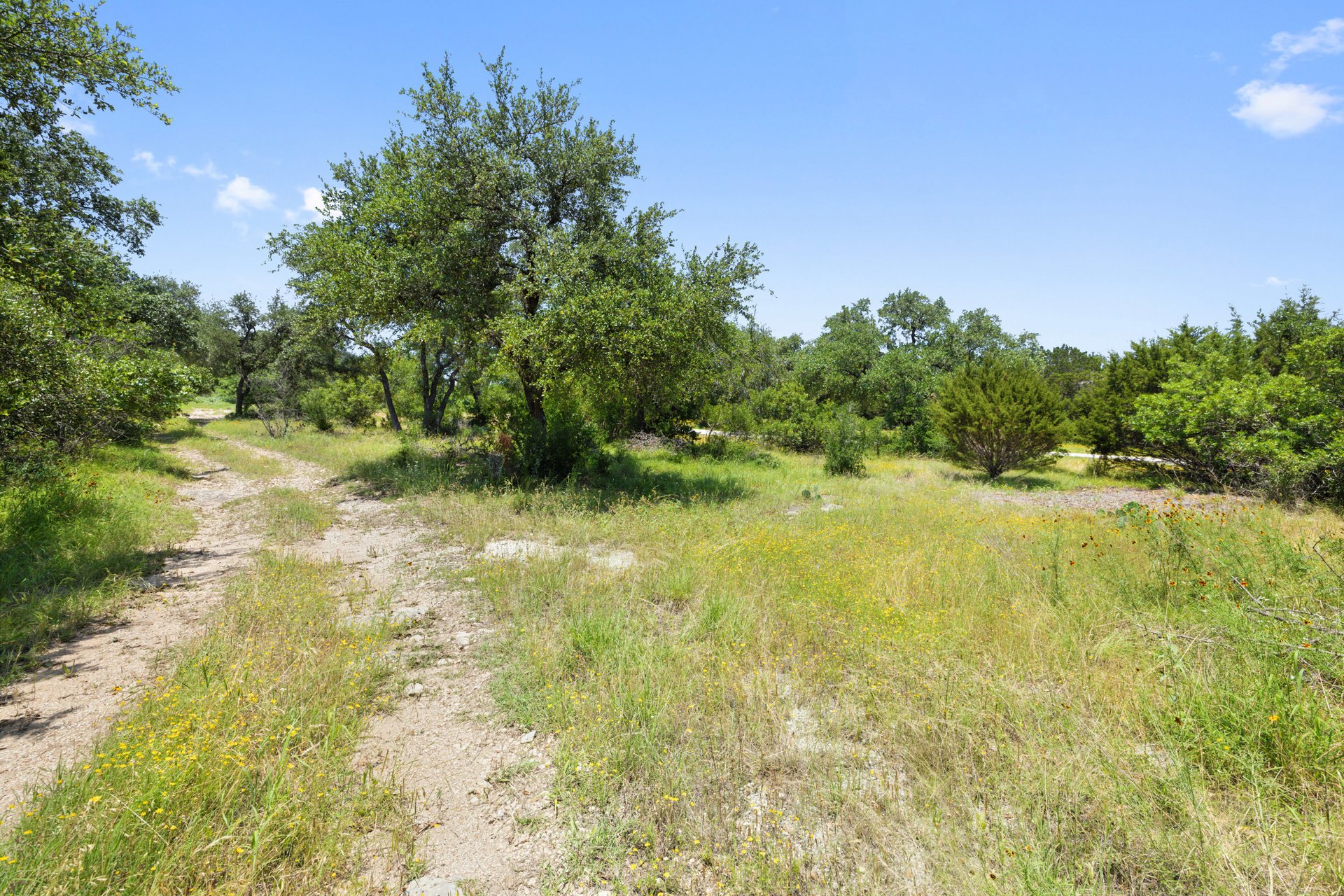 Premium 9.67AC homesite in gated community - Lago Vista
