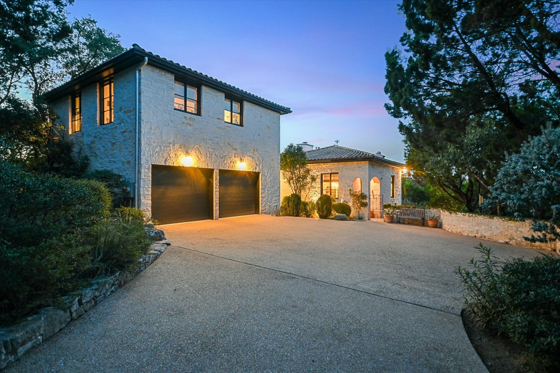 698 Windsong Trail