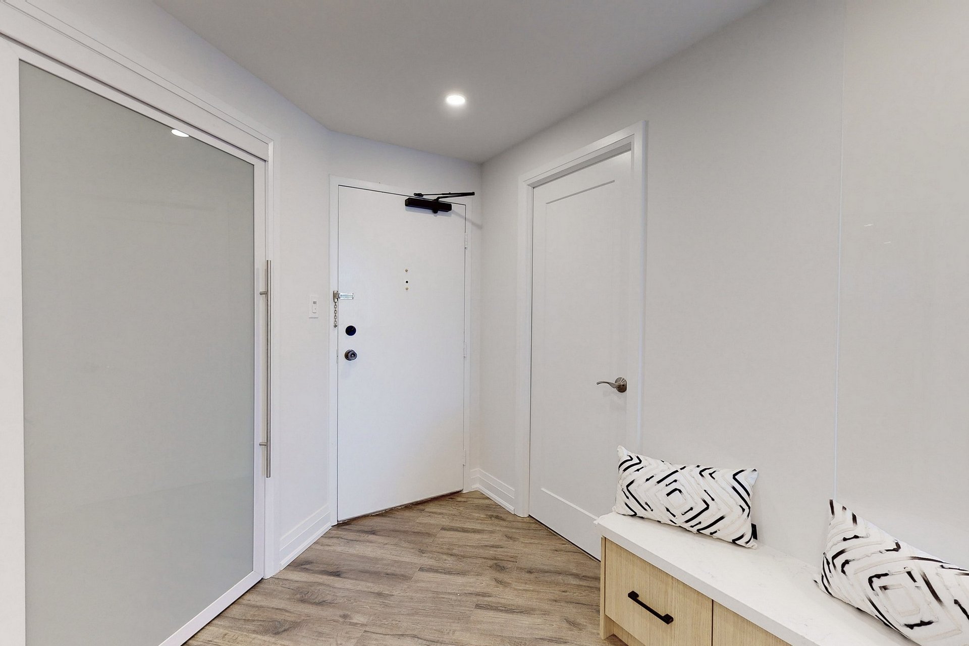 75 Graydon Hall Drive Unit: 1408