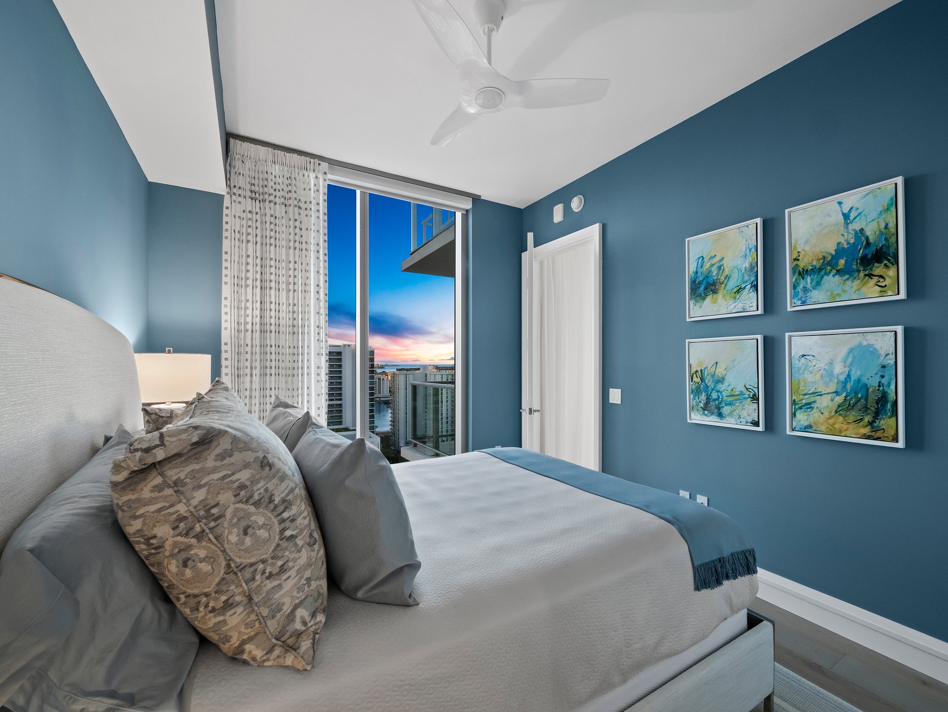 301 QUAY COMMONS #1708
