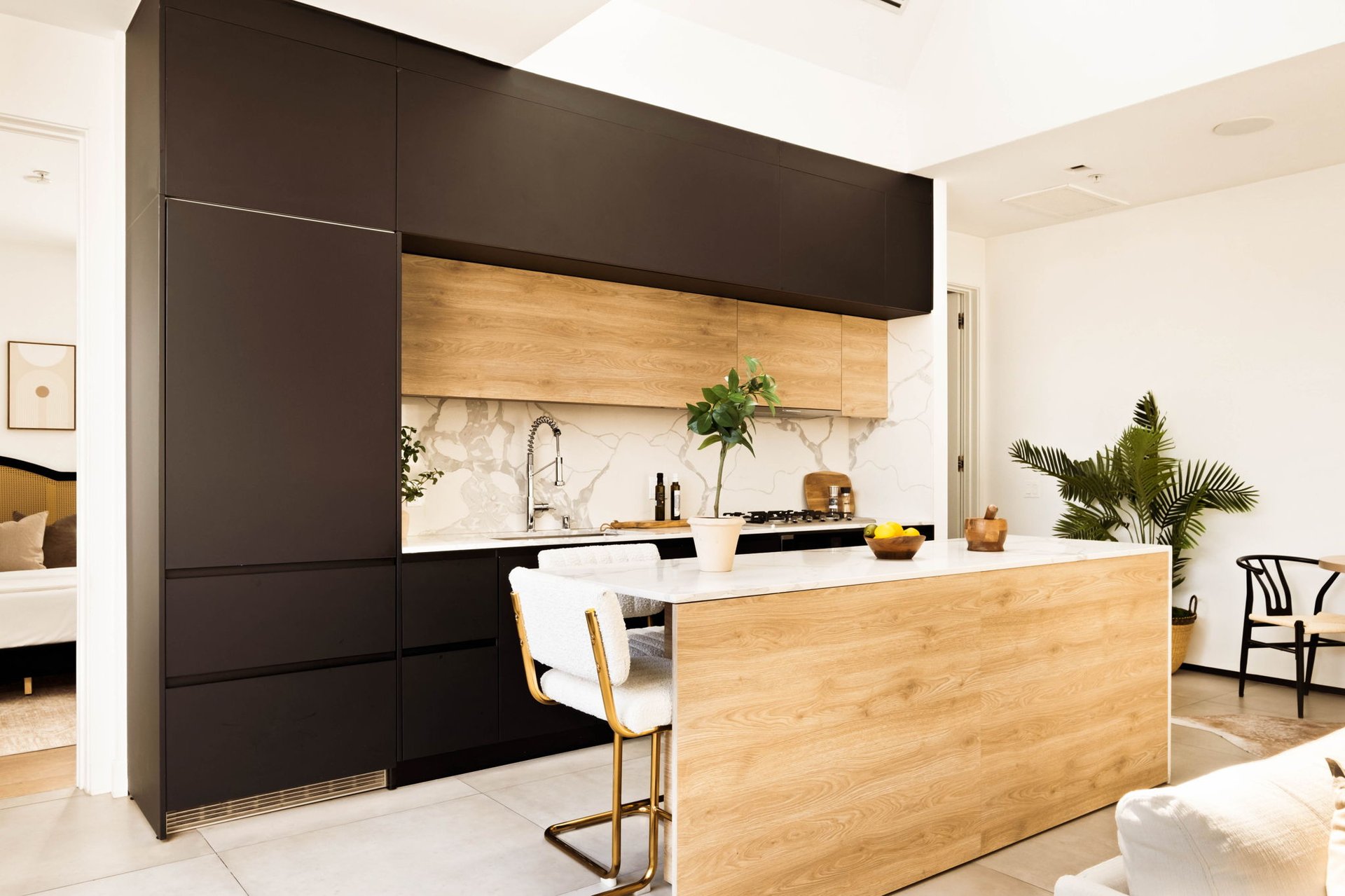 1253 N Sweetzer Ave #5, West Hollywood