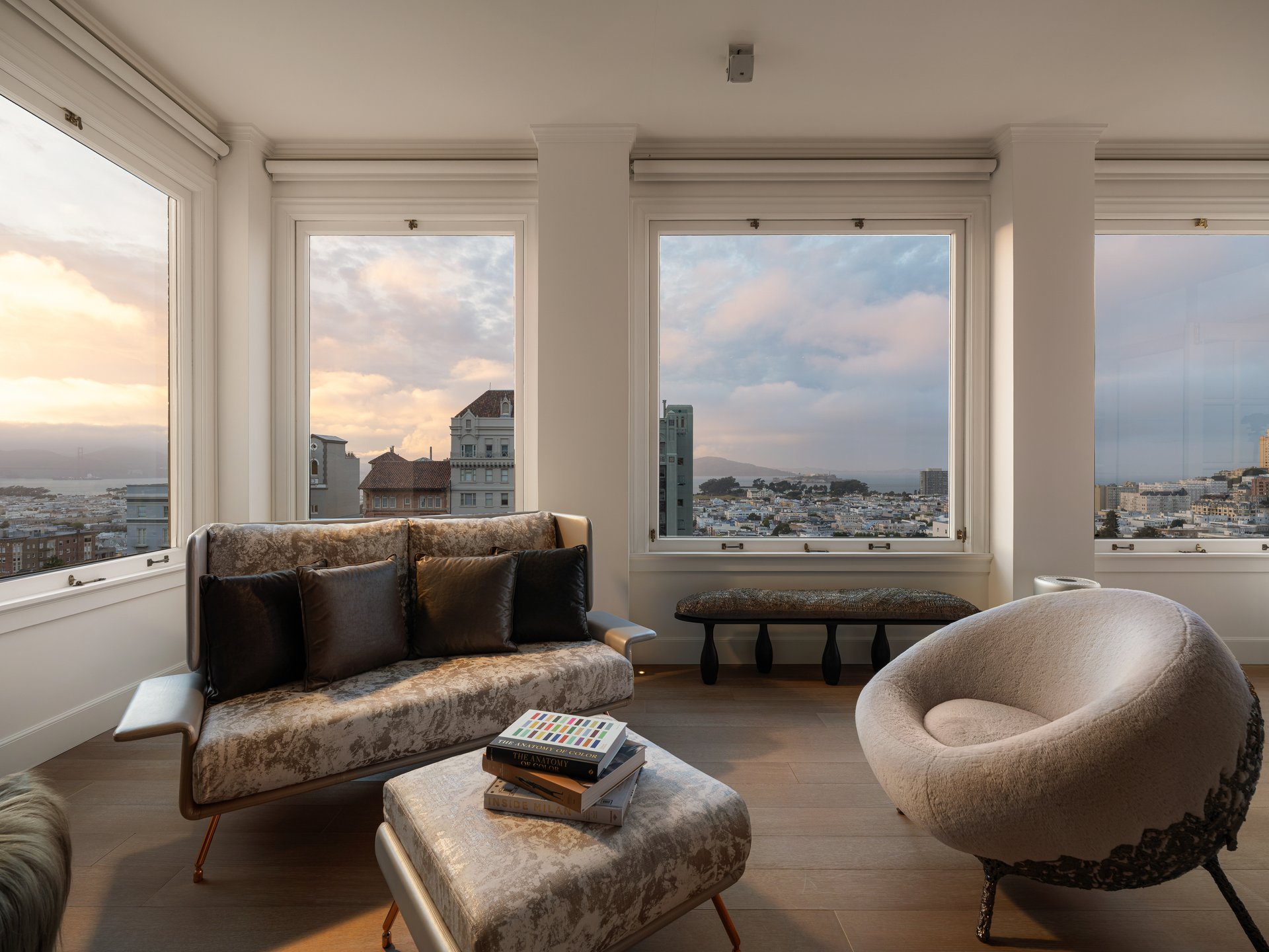 Magnificent Apartment at The Heights