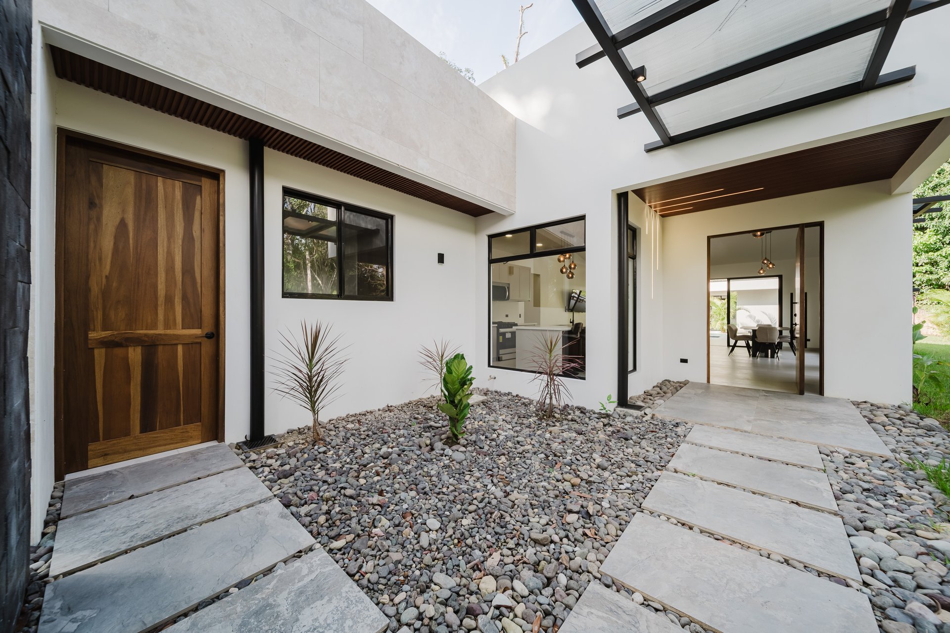 Casa Escondida Contemporary Villa with Guest Suite