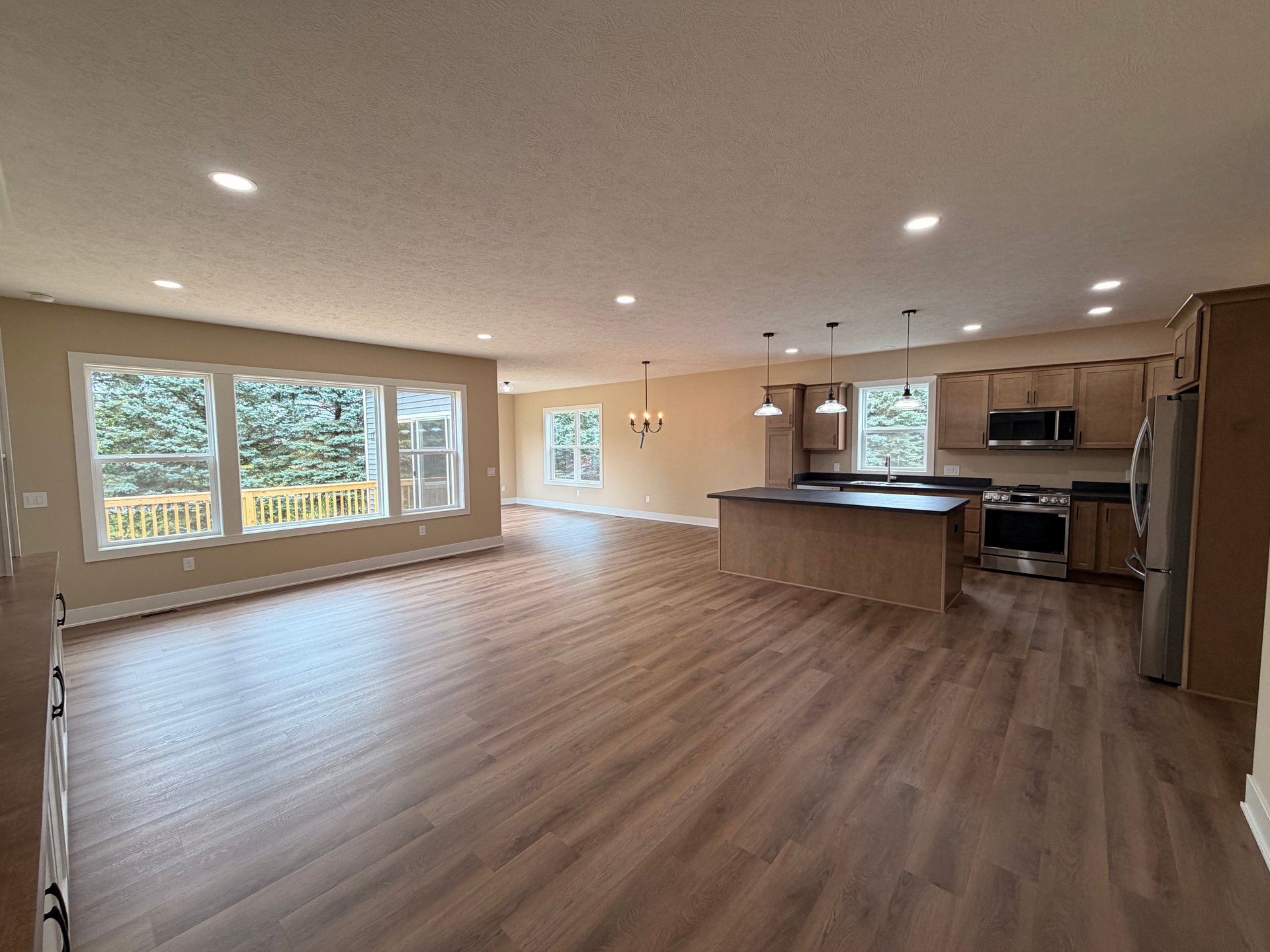 961 Windjammer Ct