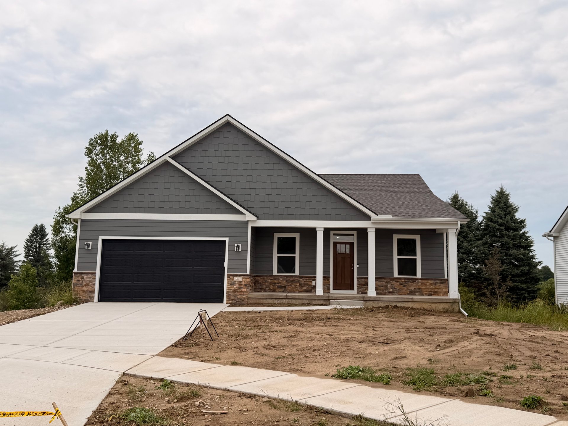 961 Windjammer Ct