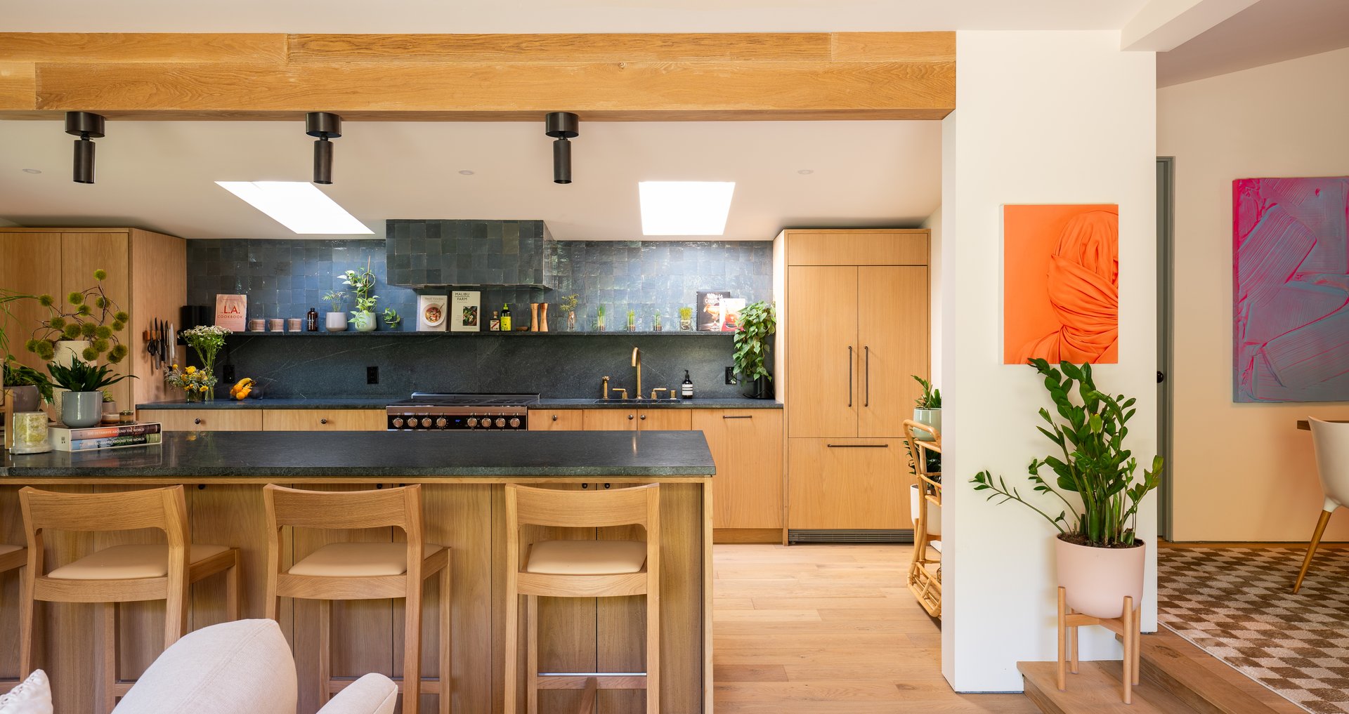 4157 Sunswept Dr, Studio City