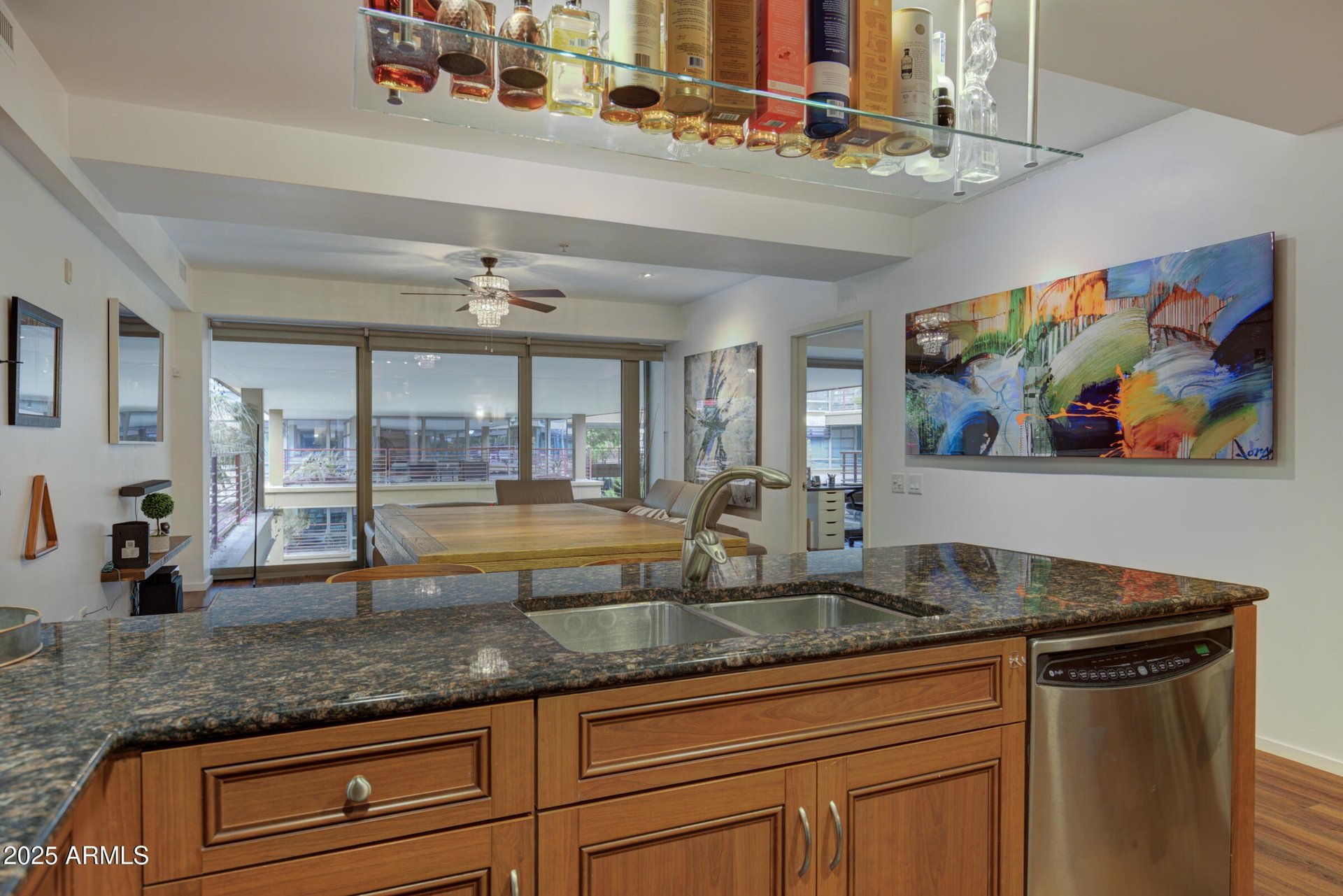 7147 E Rancho Vista Dr, #4007