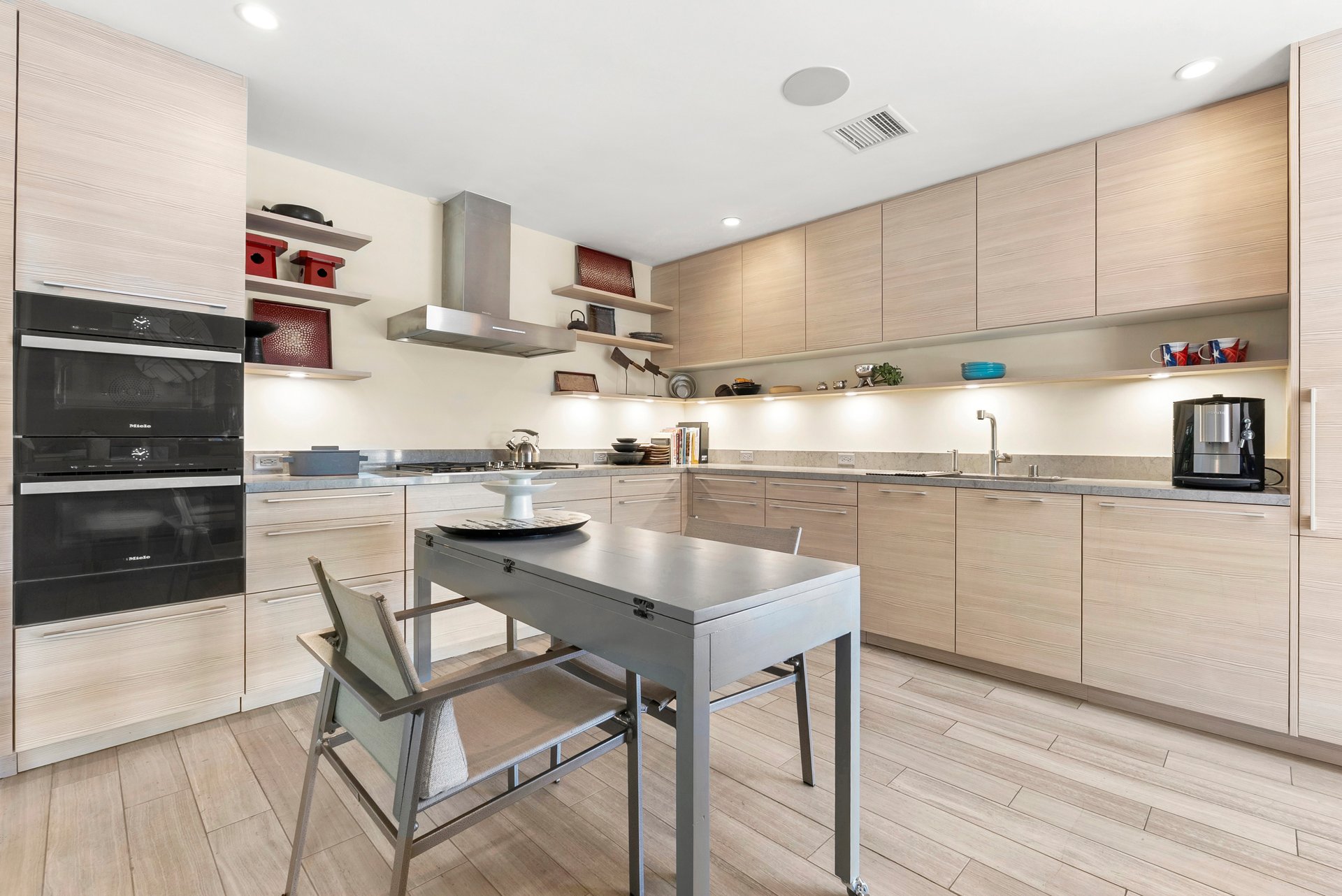 1364 Angelo Dr, BHPO