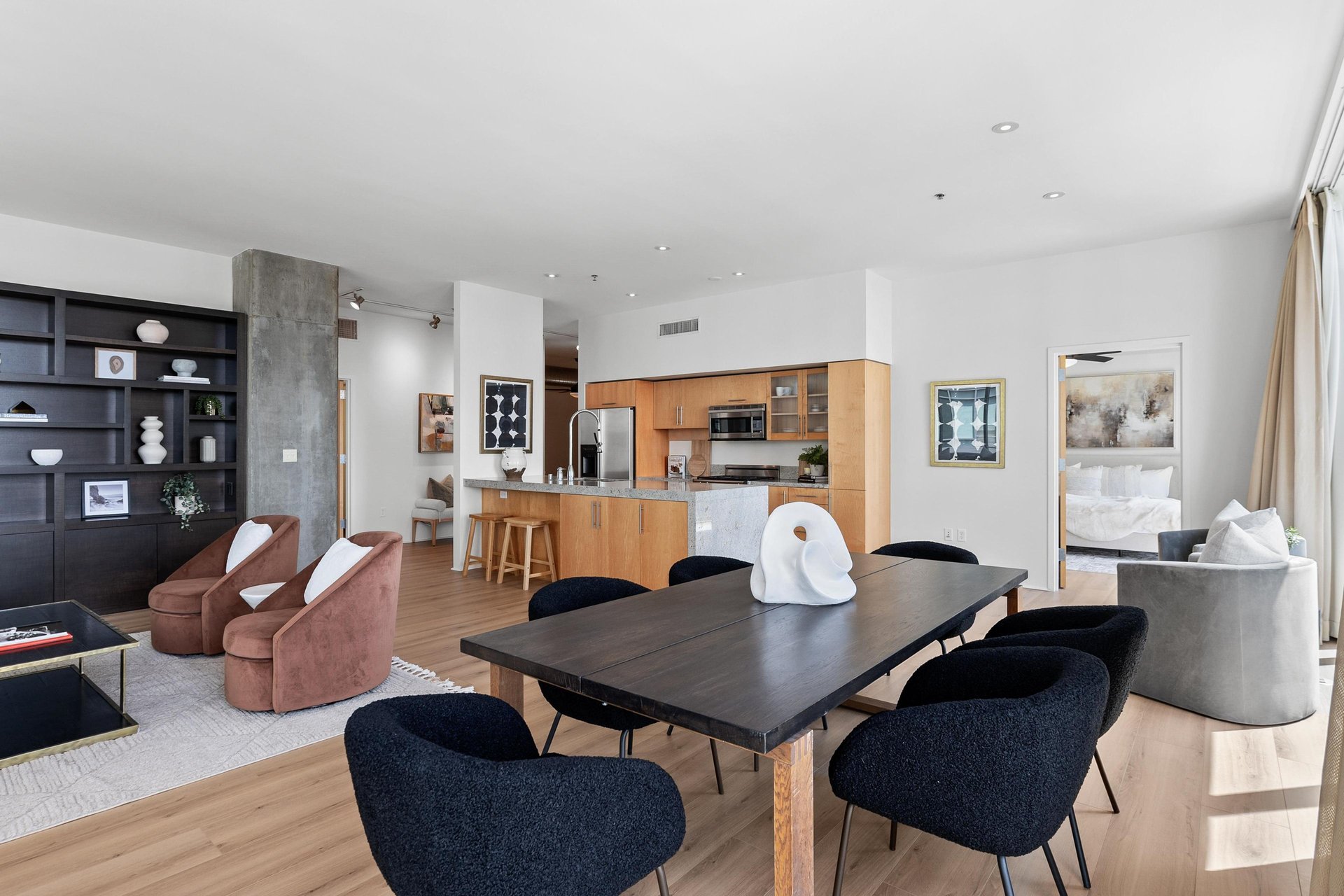1111 S Grand Ave #1201, DTLA