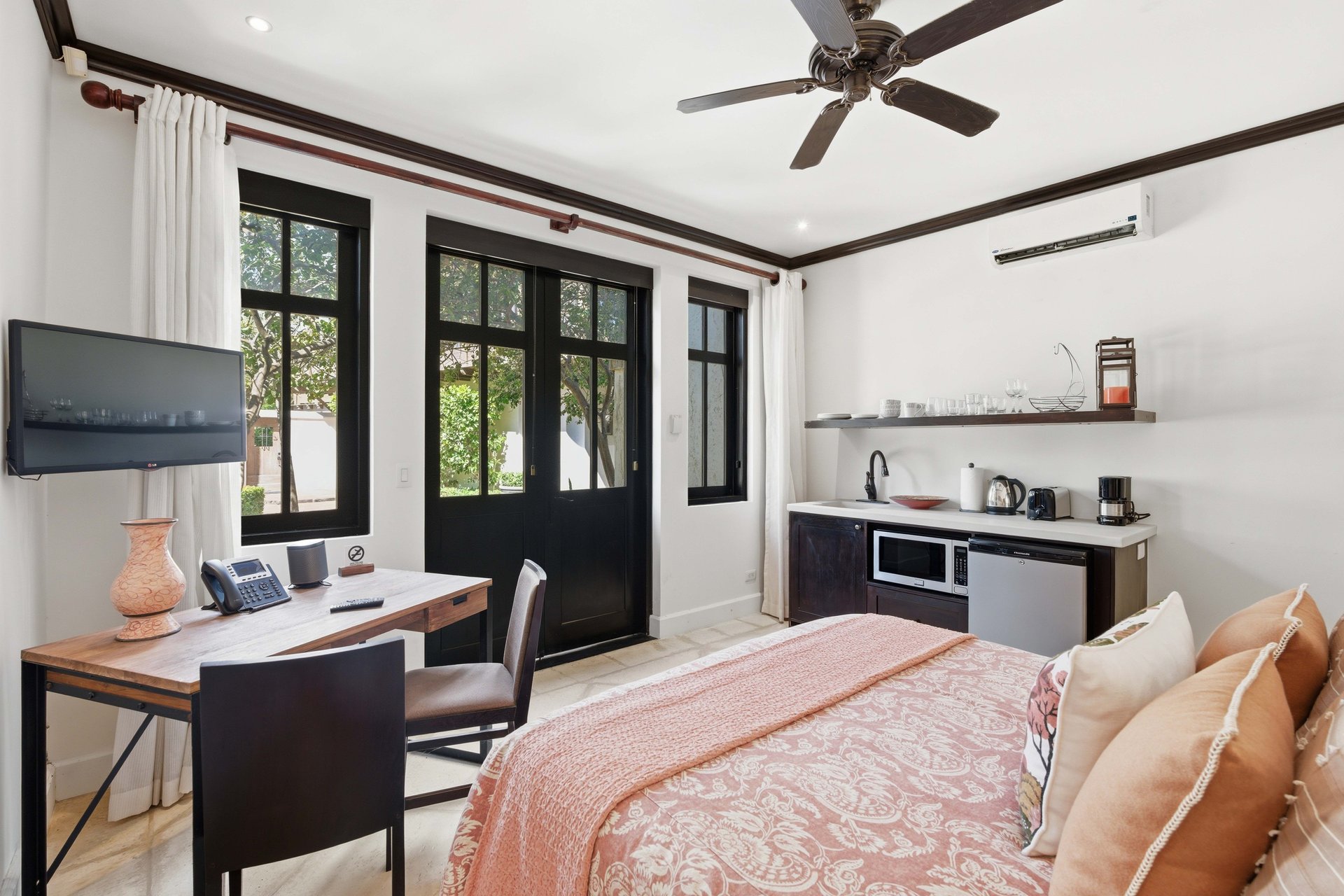 Casa del Alba | Private Terraces & Pacific Sunsets in Las Catalinas