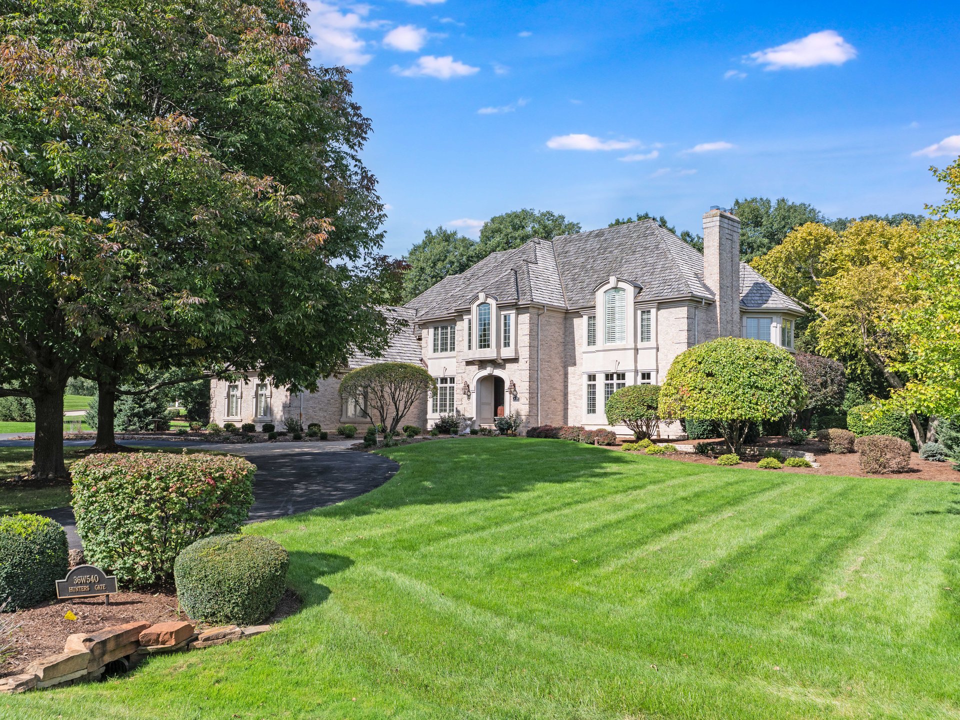 36W540 Hunters Gate Road St. Charles