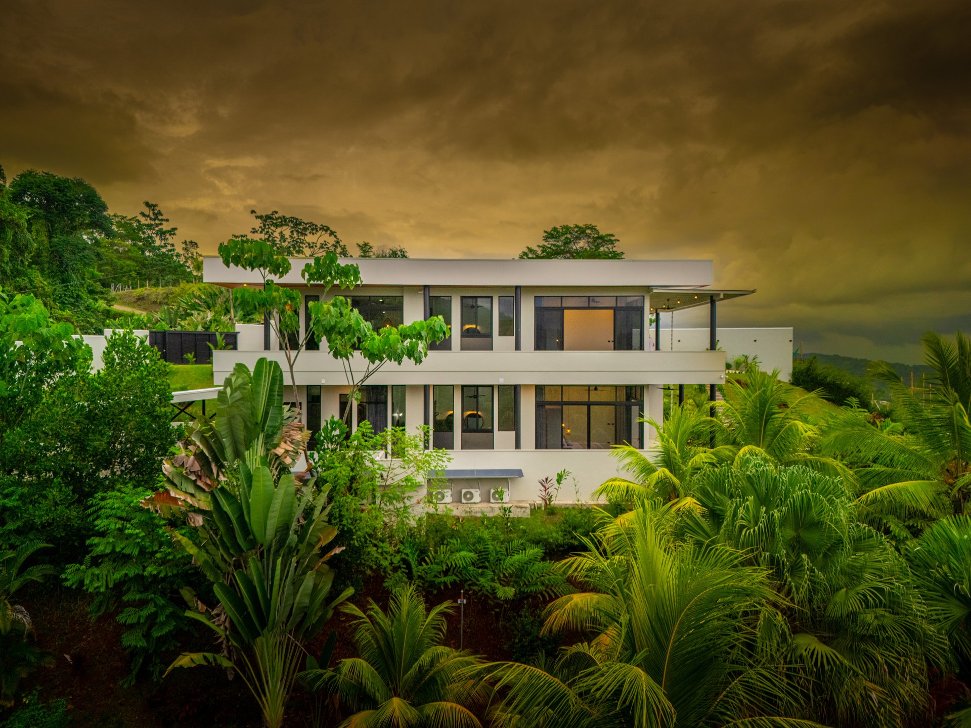 Lion's Gate Sunset Estate