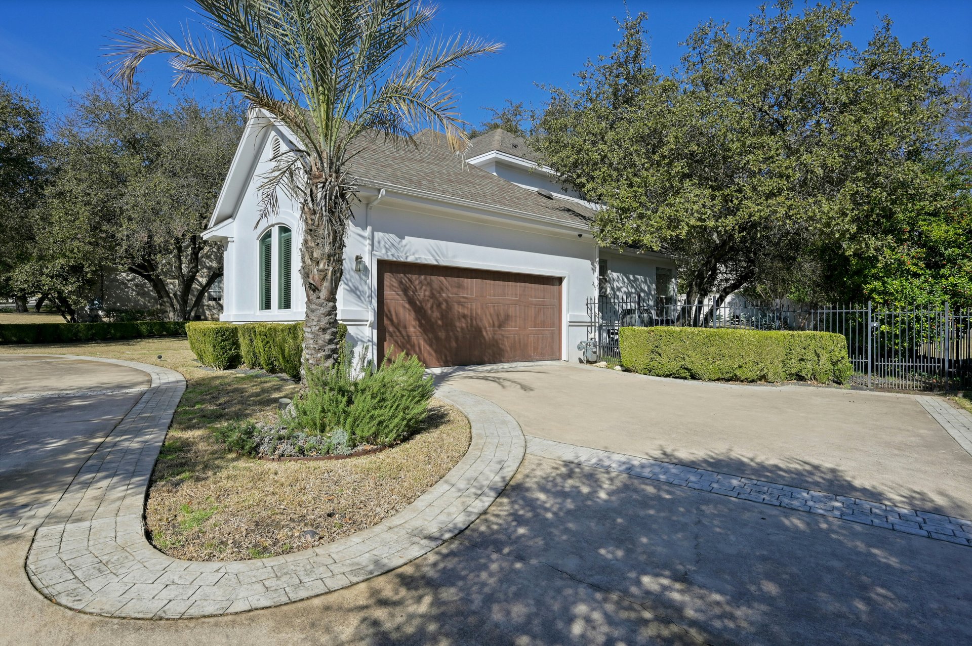 6615 Dogwood Creek 