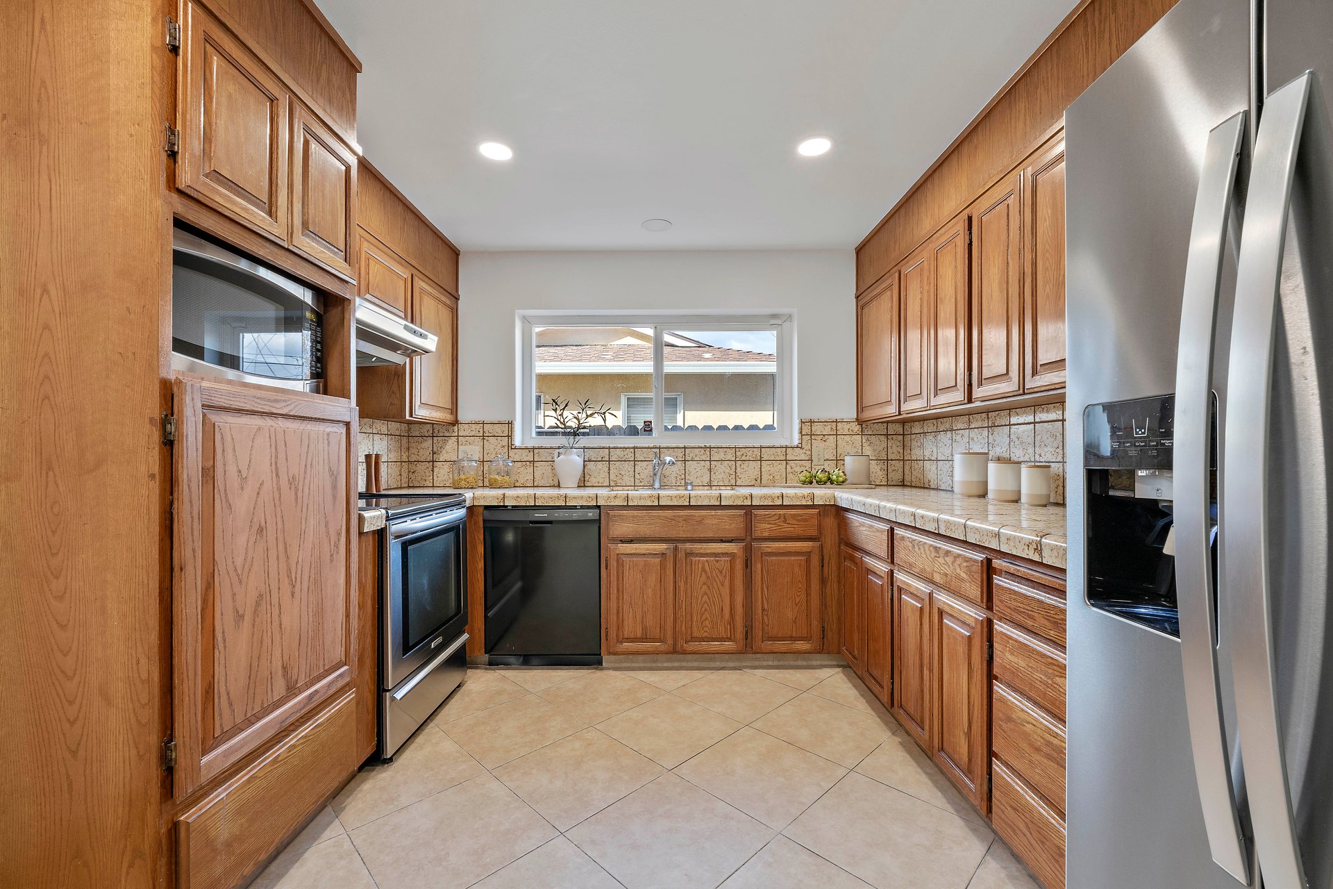 1434 Sunshadow Lane