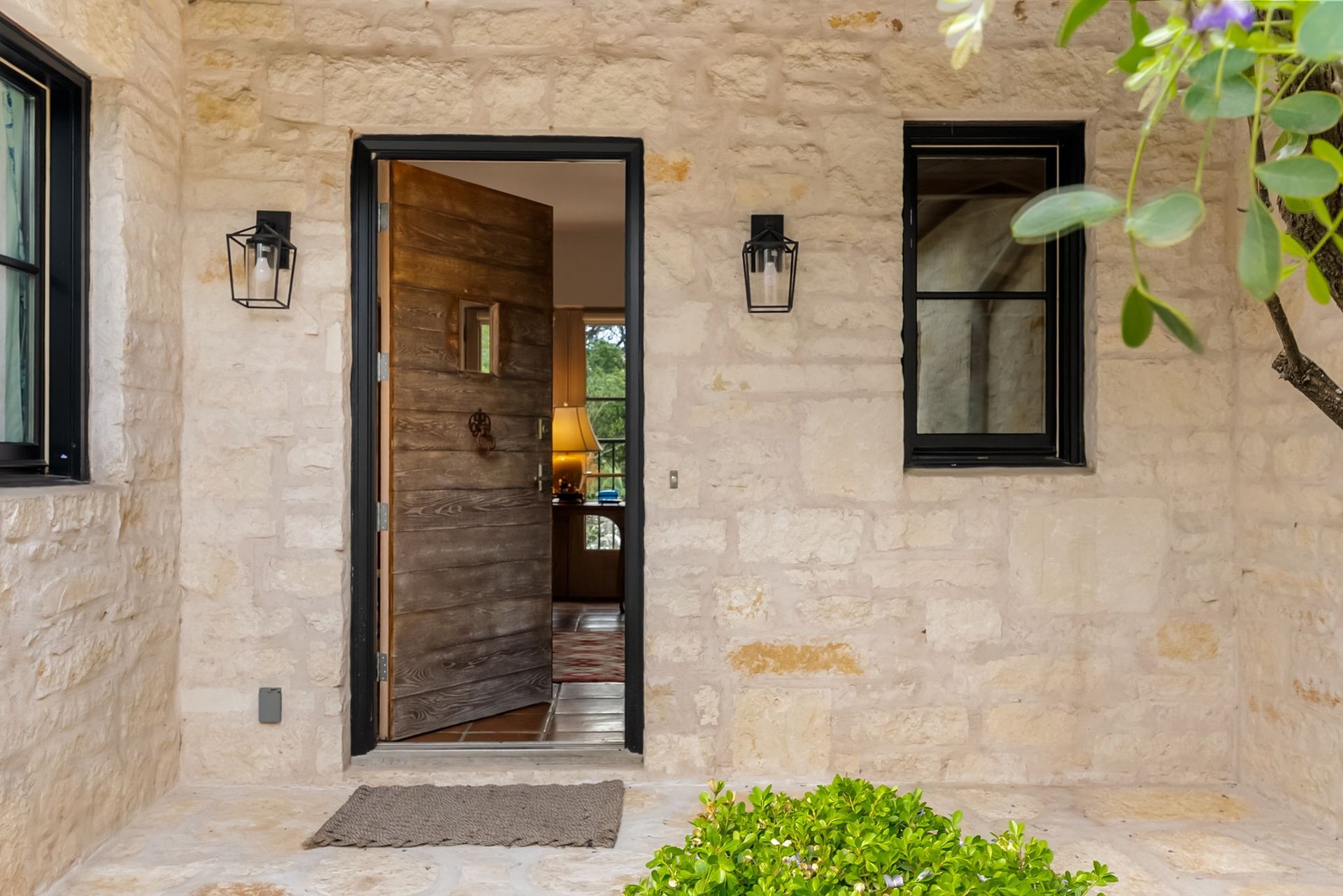 698 Windsong Trail