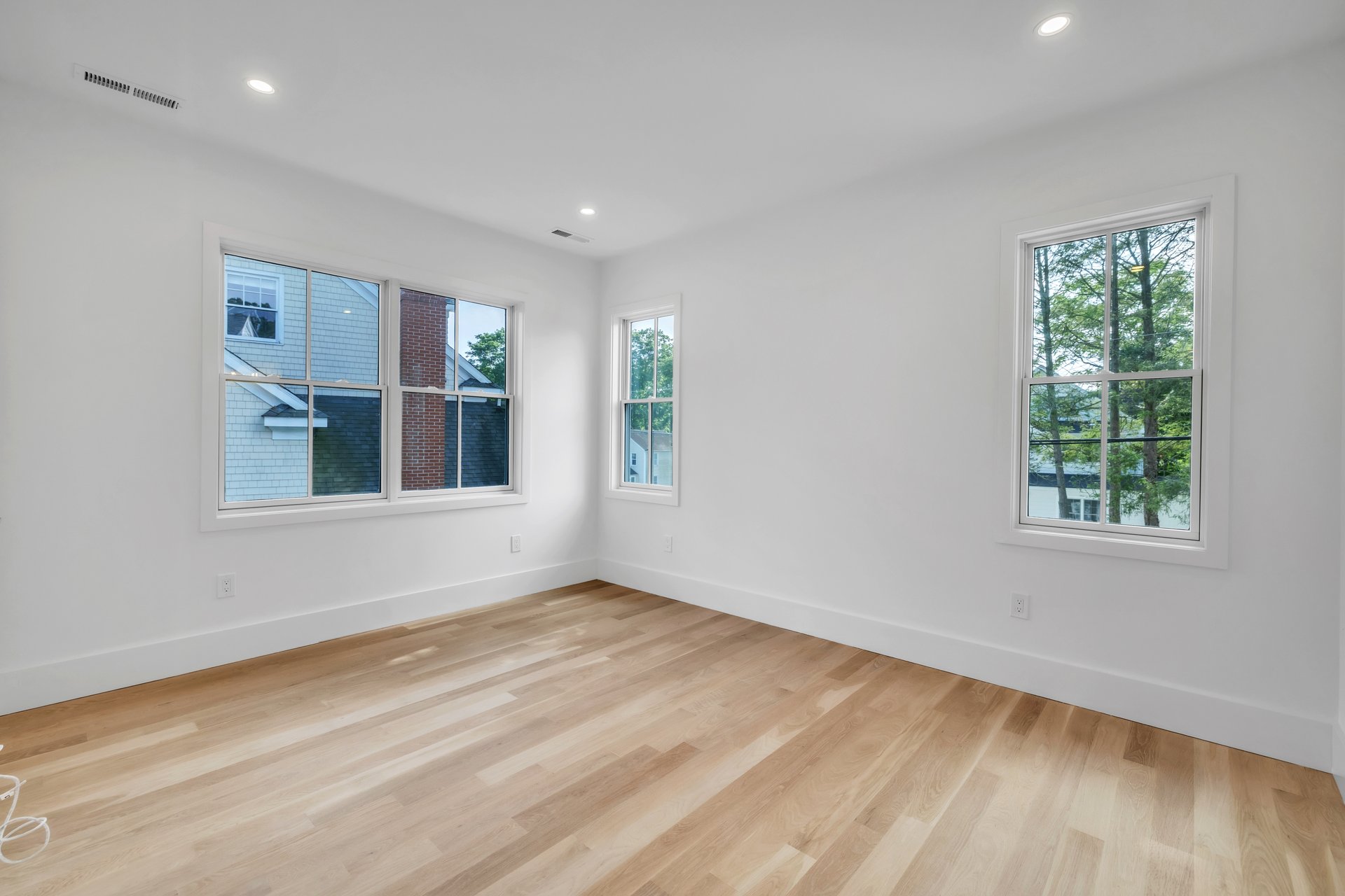 East Ave, Unit B 