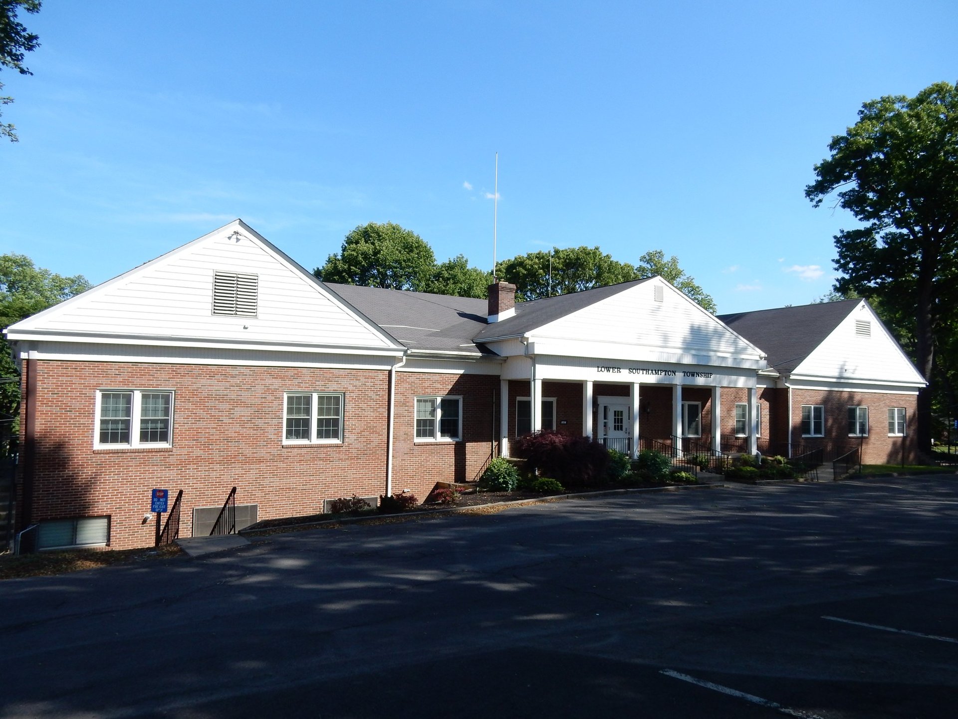feasterville-trevose-01-lower-southampton-township-hall-bucksco-pa-01.jpg