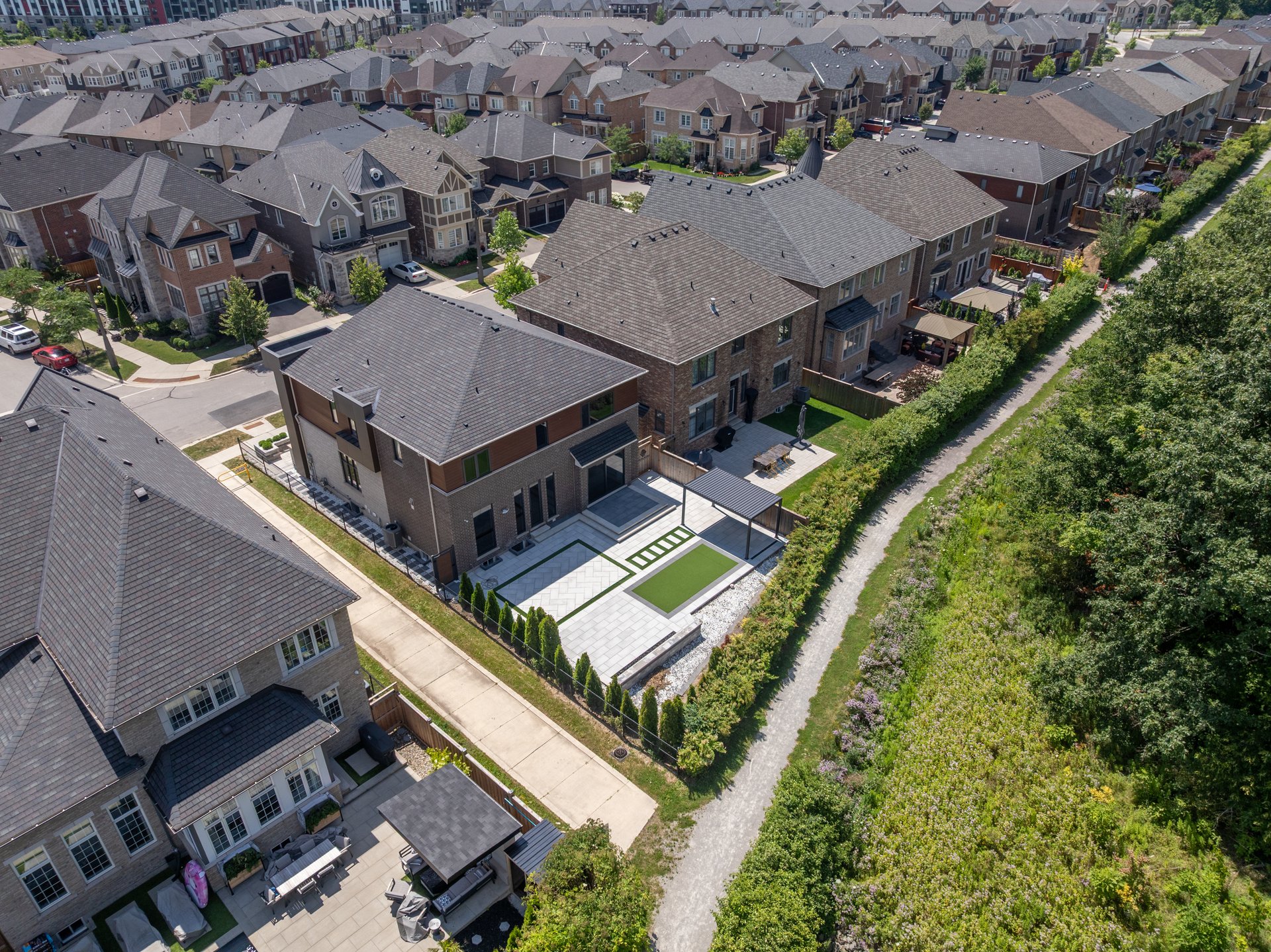 197 Polly Drive, Oakville