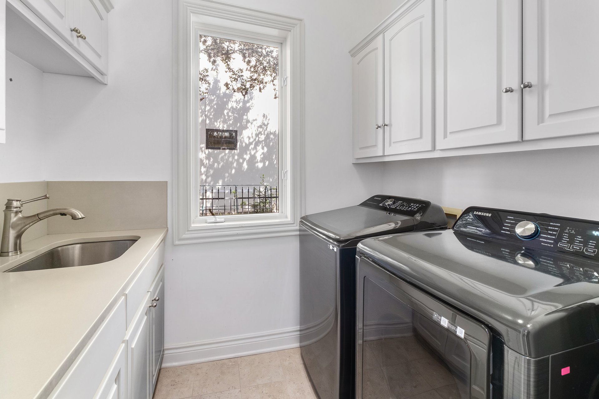 4516 Island Cove