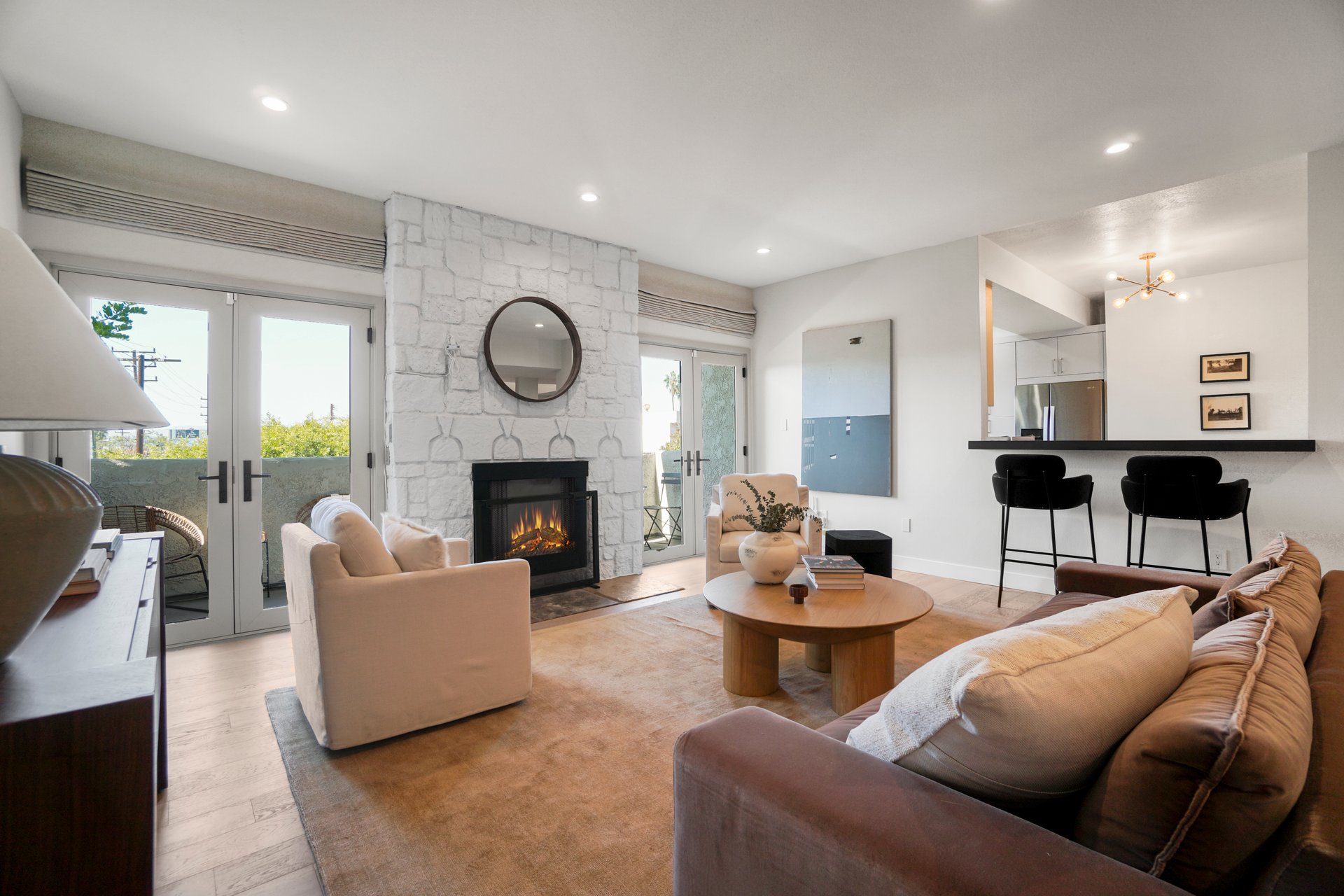 166 S Hayworth Ave APT 201, Los Angeles, CA 90048