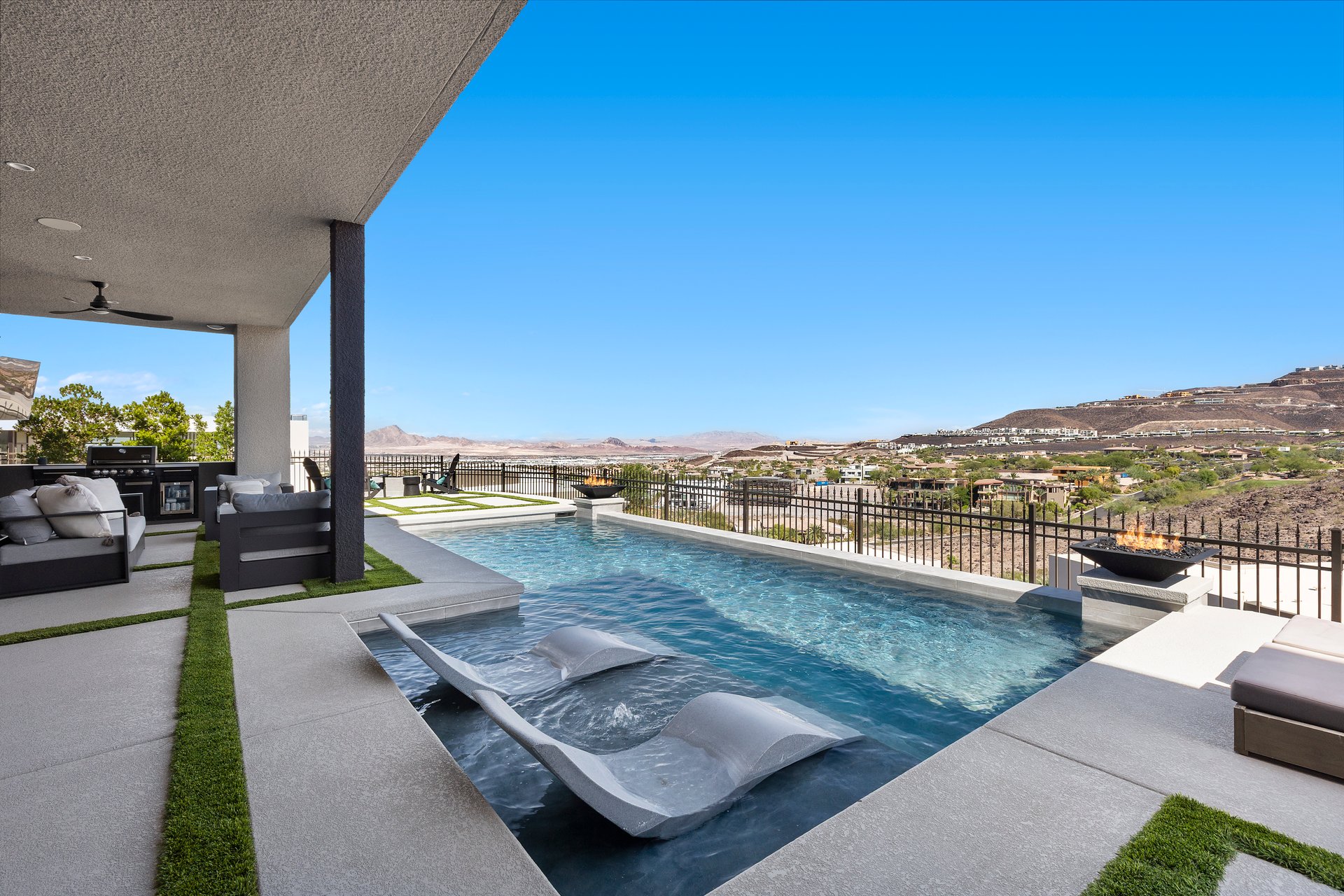 1463 Solitude Ridge Dr