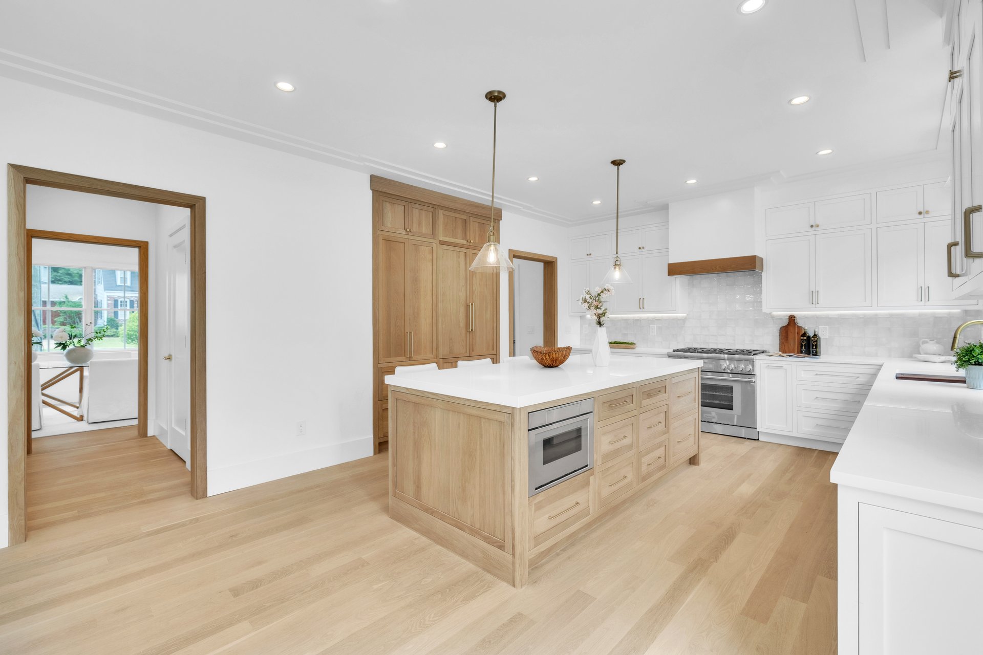 East Ave, Unit A