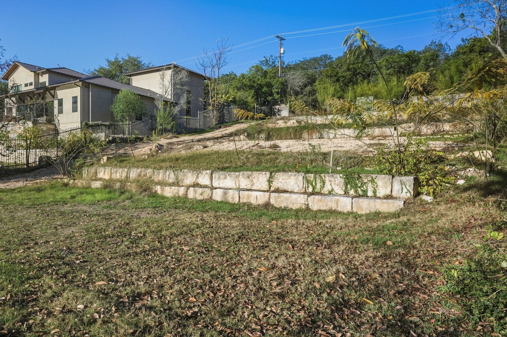 3607 Robbins Road