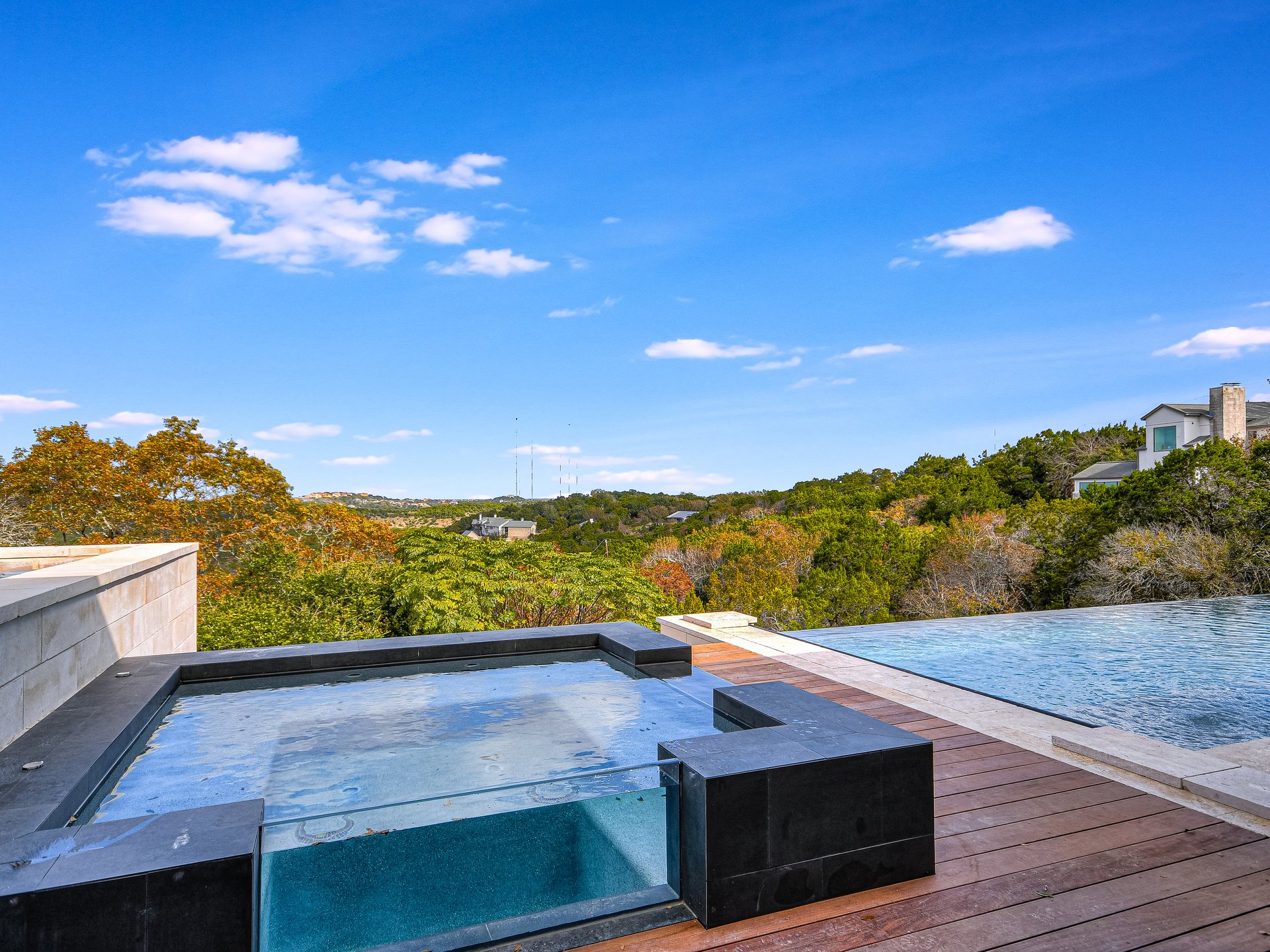 Panoramic Hill Country Views
