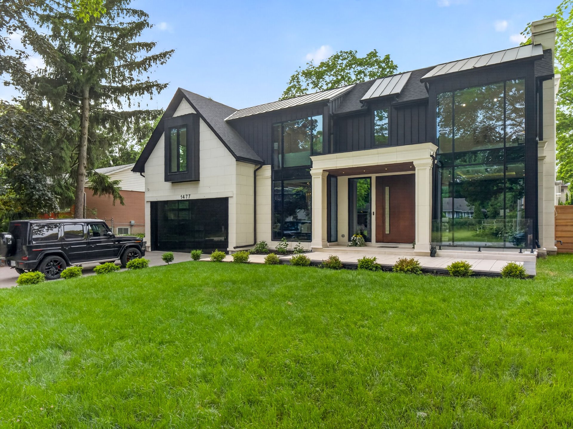 1477 Duncan Road
