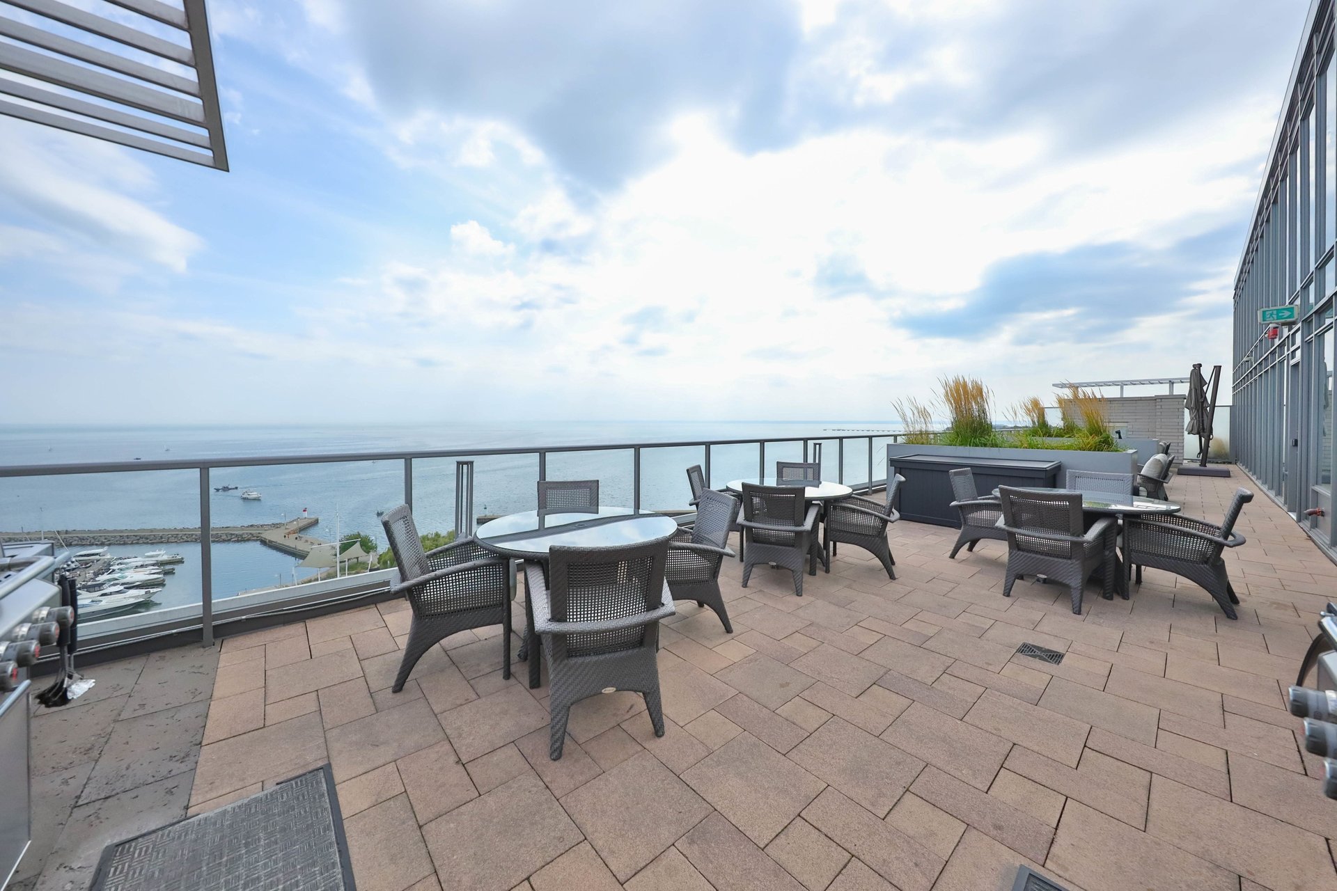 808-11 Bronte Road, Oakville