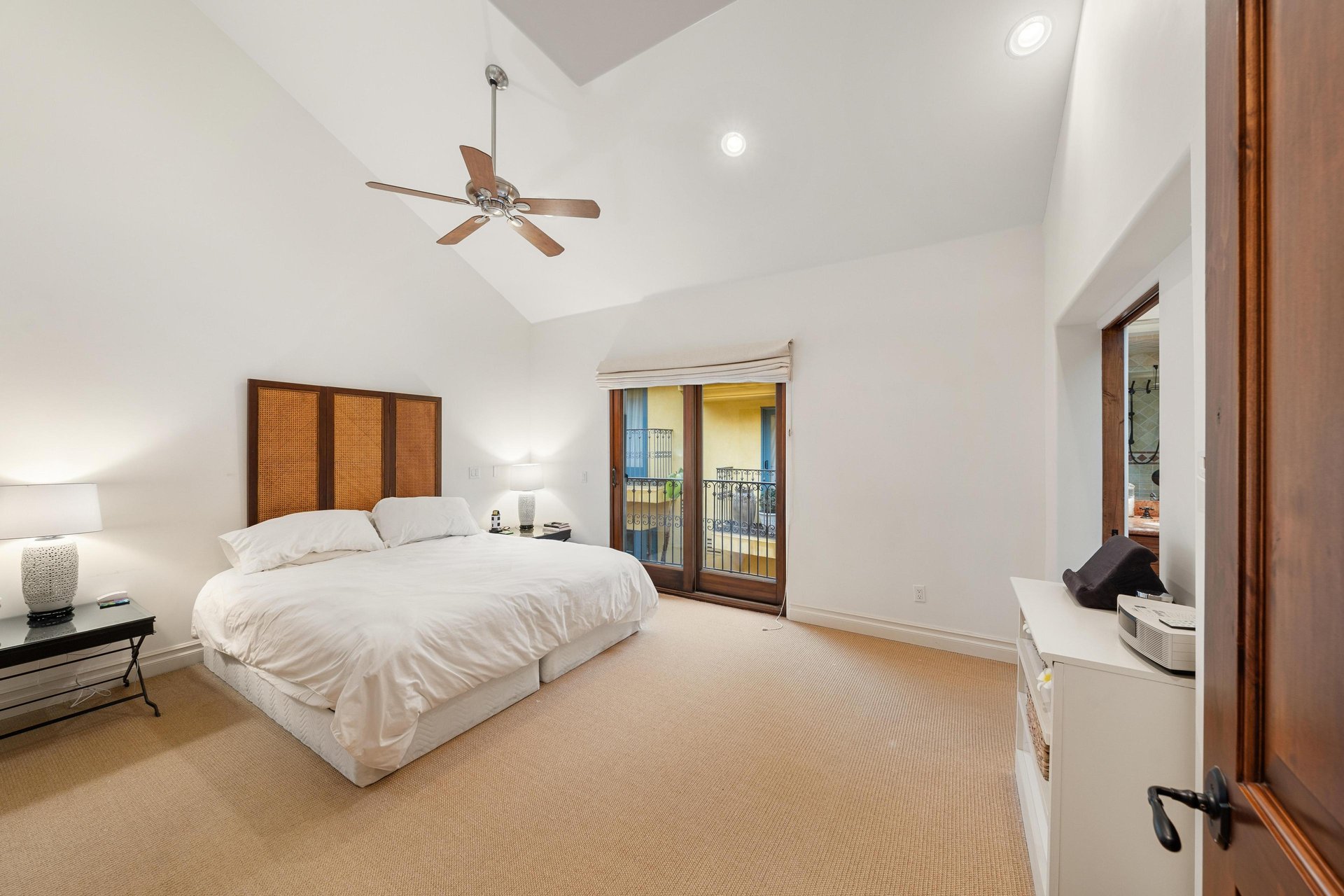849 14th St Unit: 3