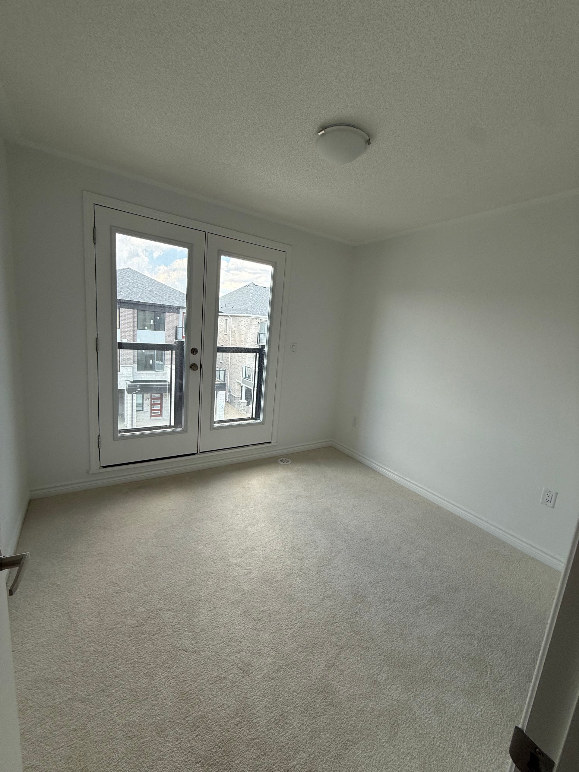 26 Pearen Ln