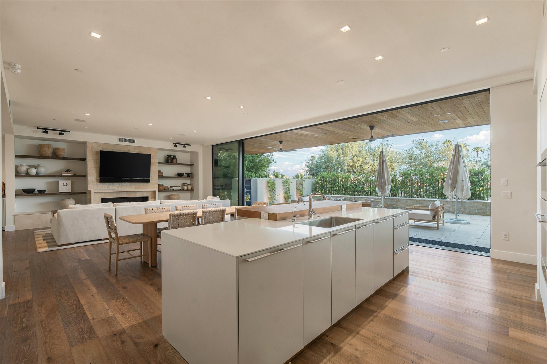 6311 E PHOENICIAN Boulevard 17