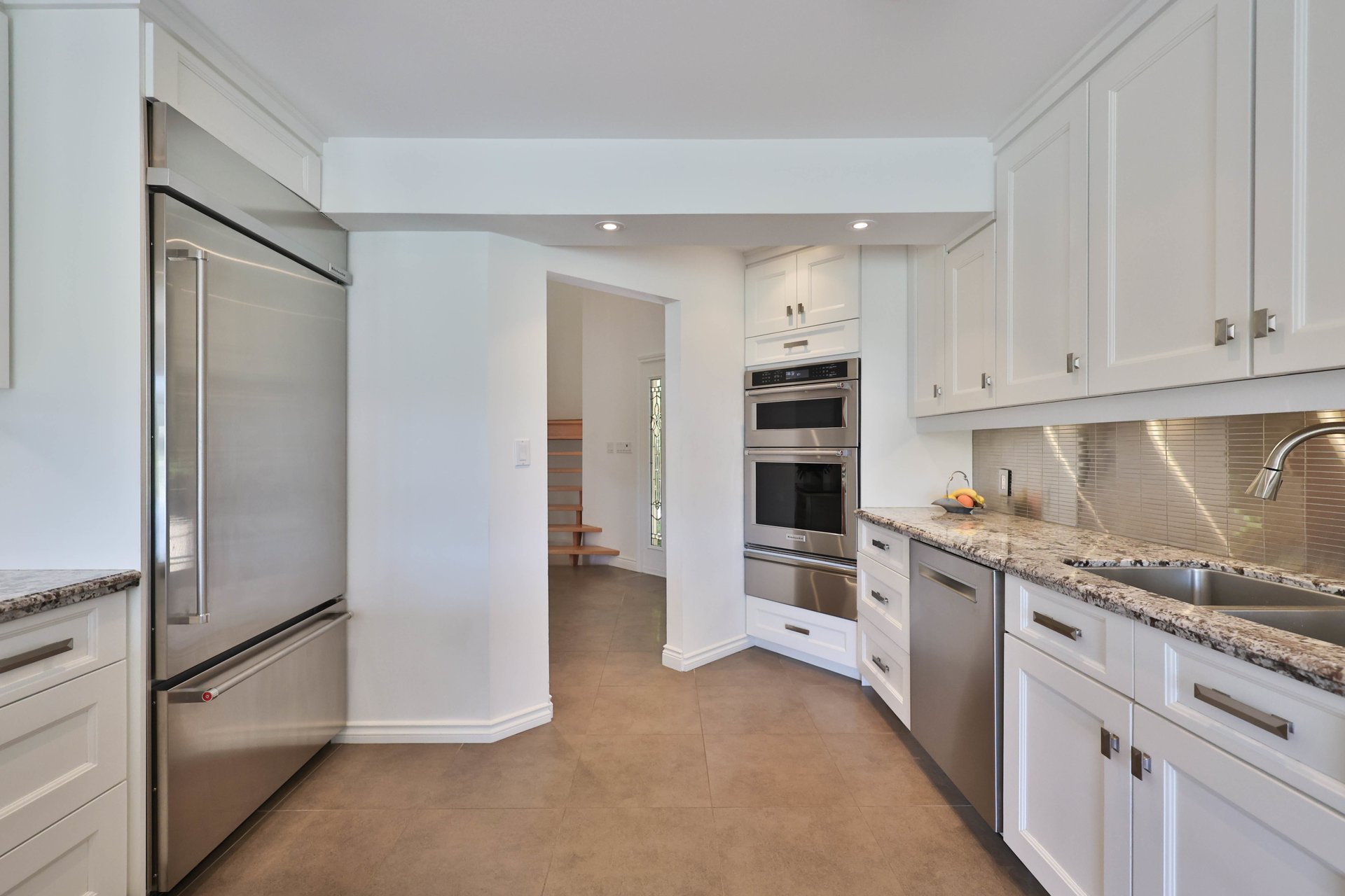 1270 1 Side Road, Burlington