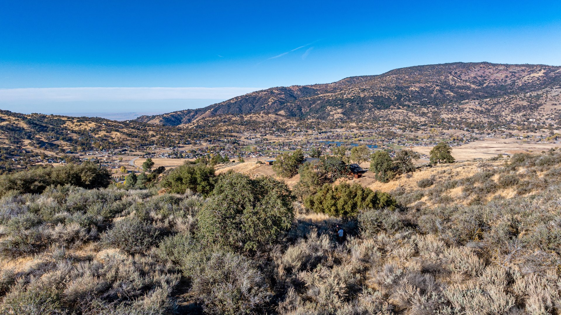 Stunning 3.71-Acre Lot for Sale in Bear Valley Springs – Skyline Dr, Tehachapi, CA