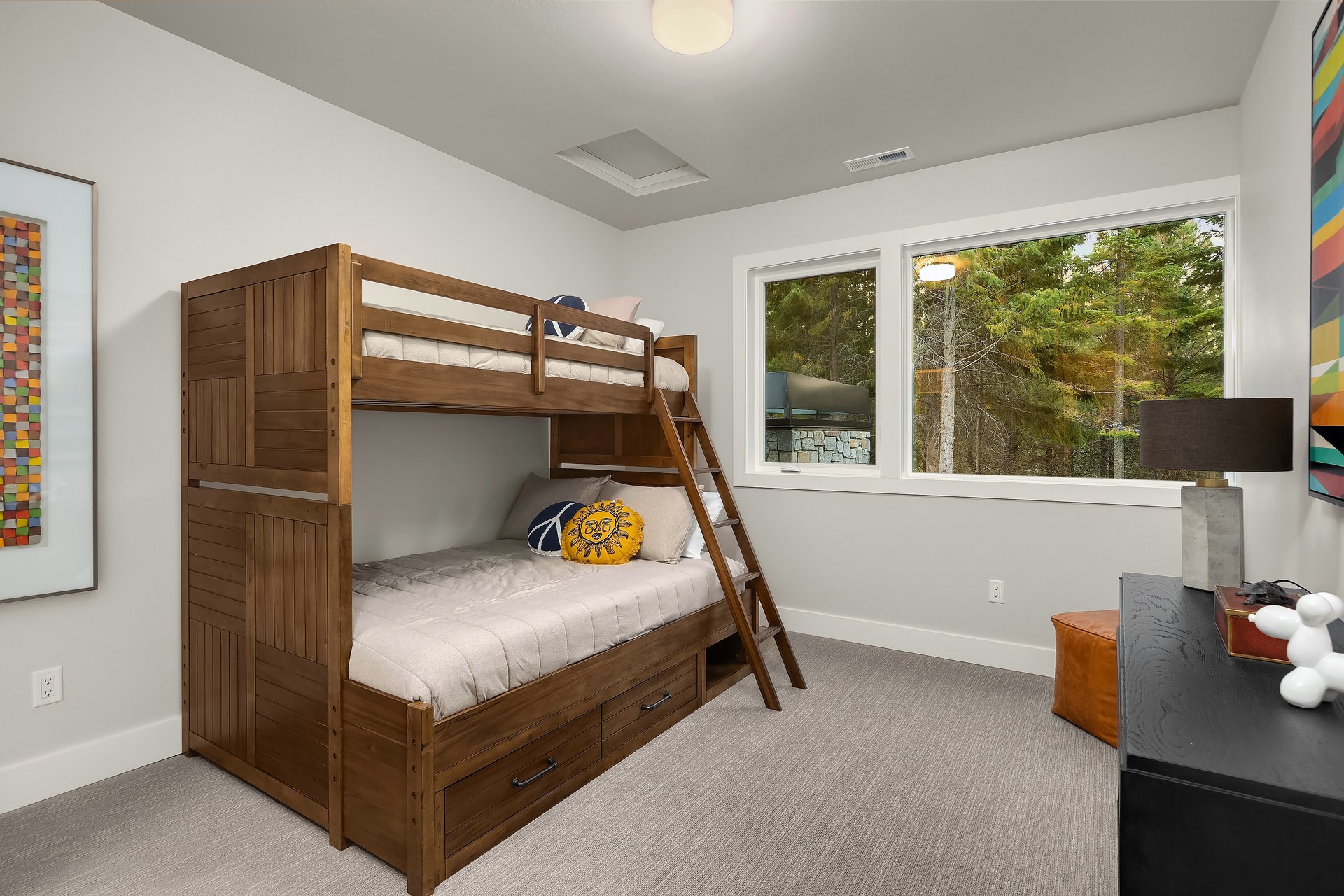 1130 Ruby King Loop