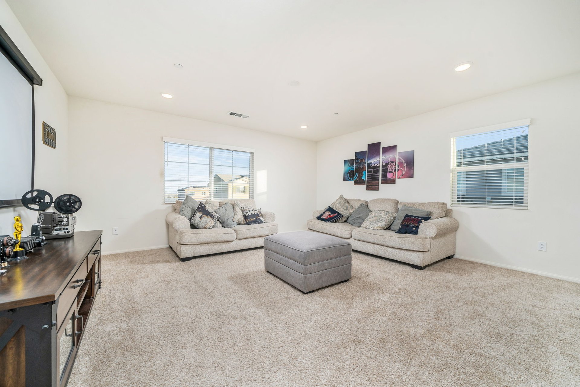13946 Camino Cinco