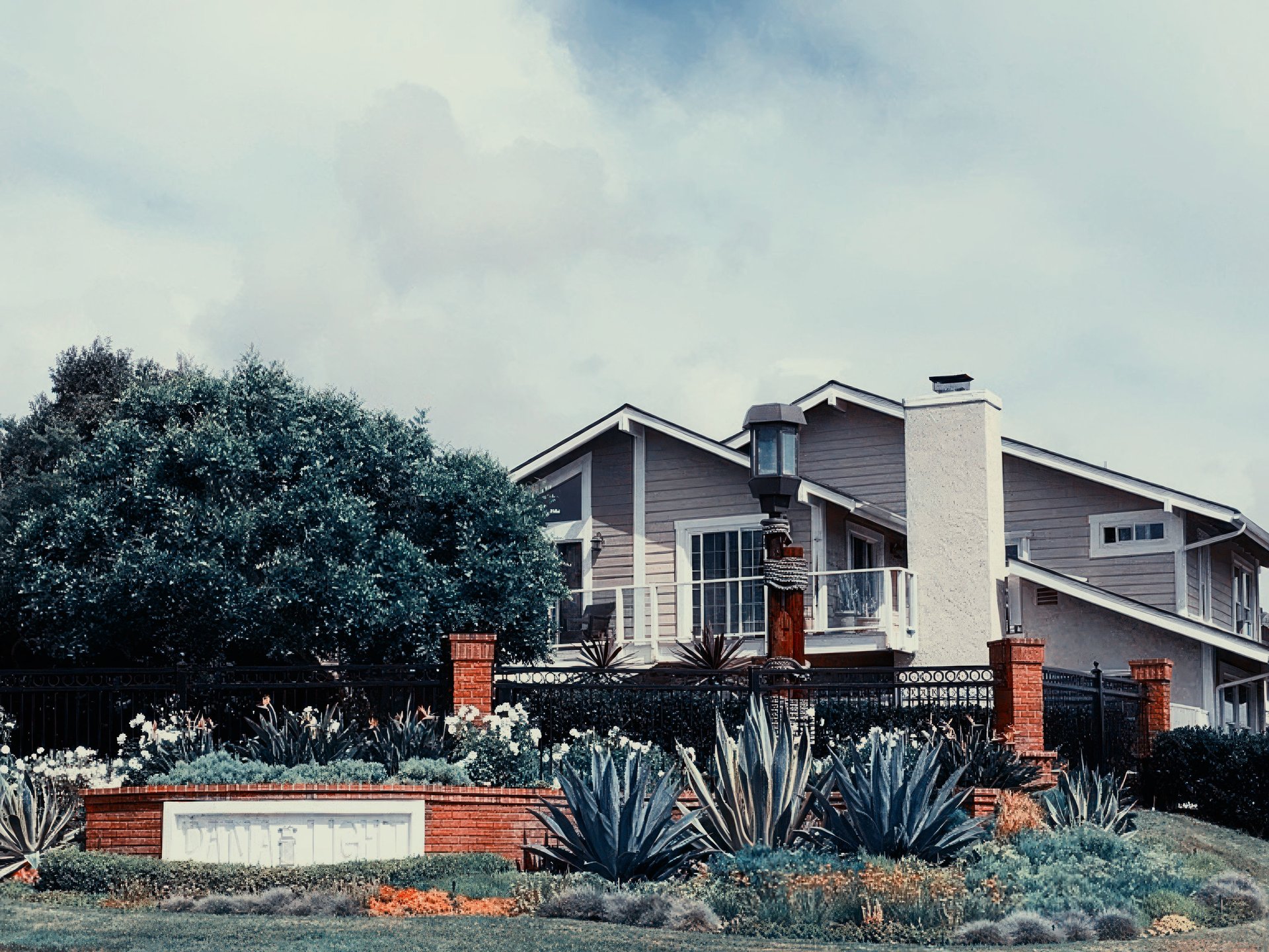 24096 Paseo Corona