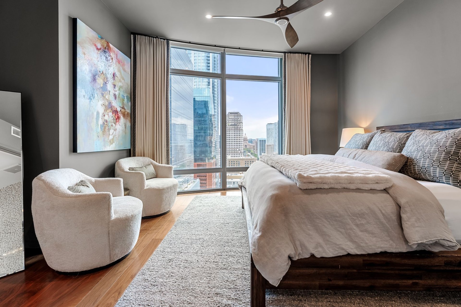 200 Congress Avenue #21E