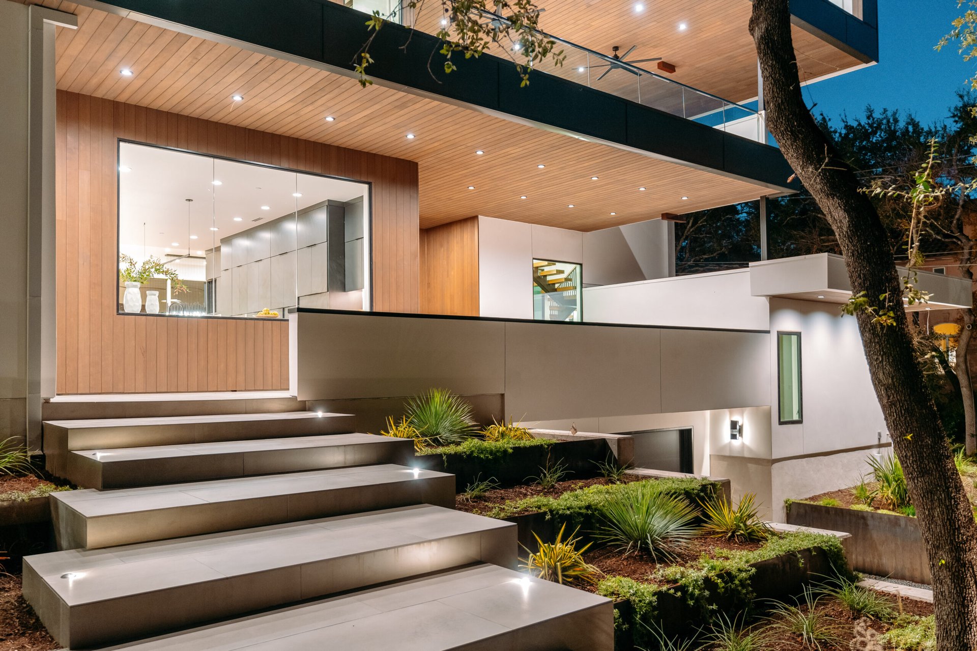 Elevated Living in Rollingwood 