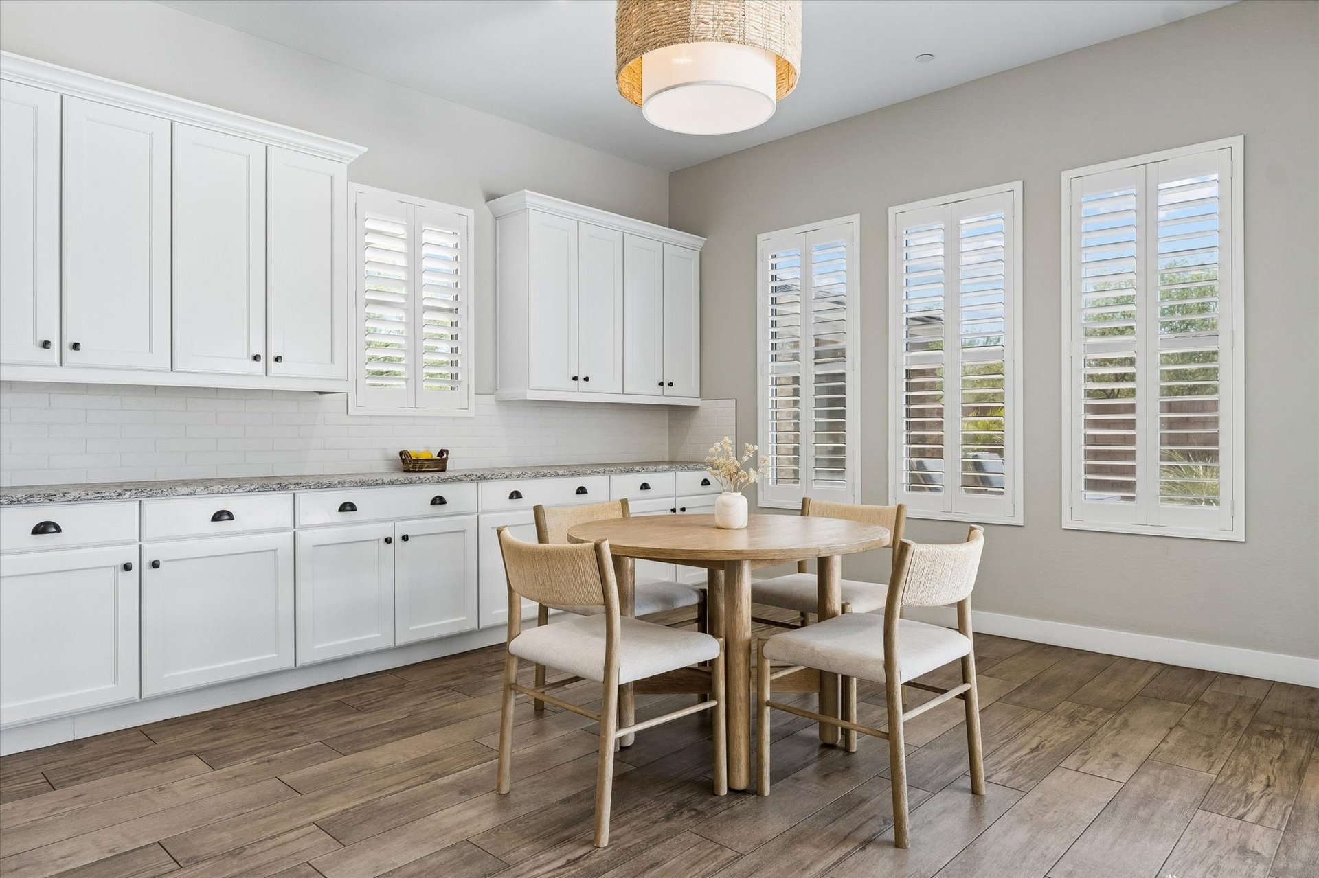 2905 E LOS GATOS DR, Phoenix, AZ 85050