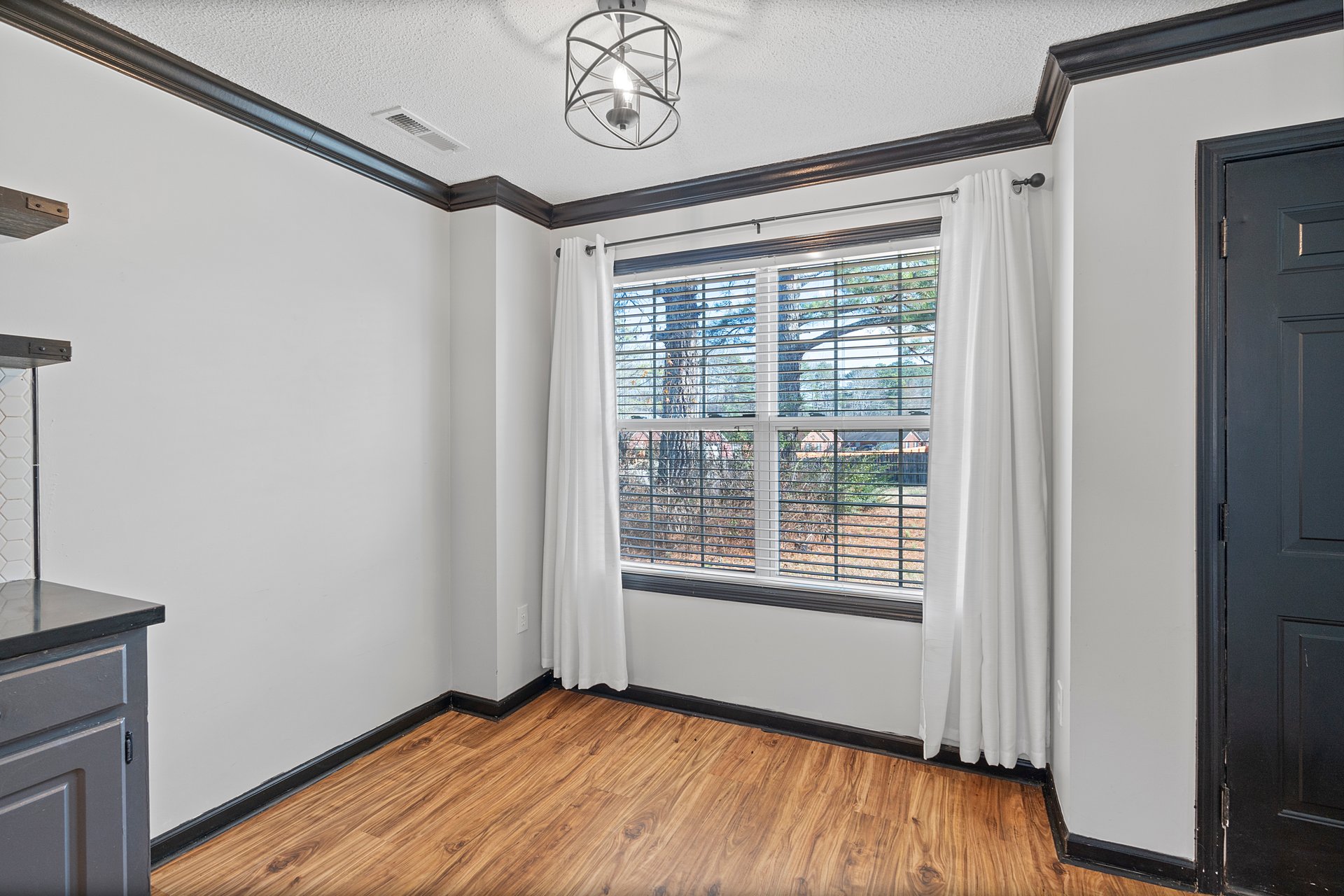 Charming 3-Bedroom Brick Rancher in Monrovia School District