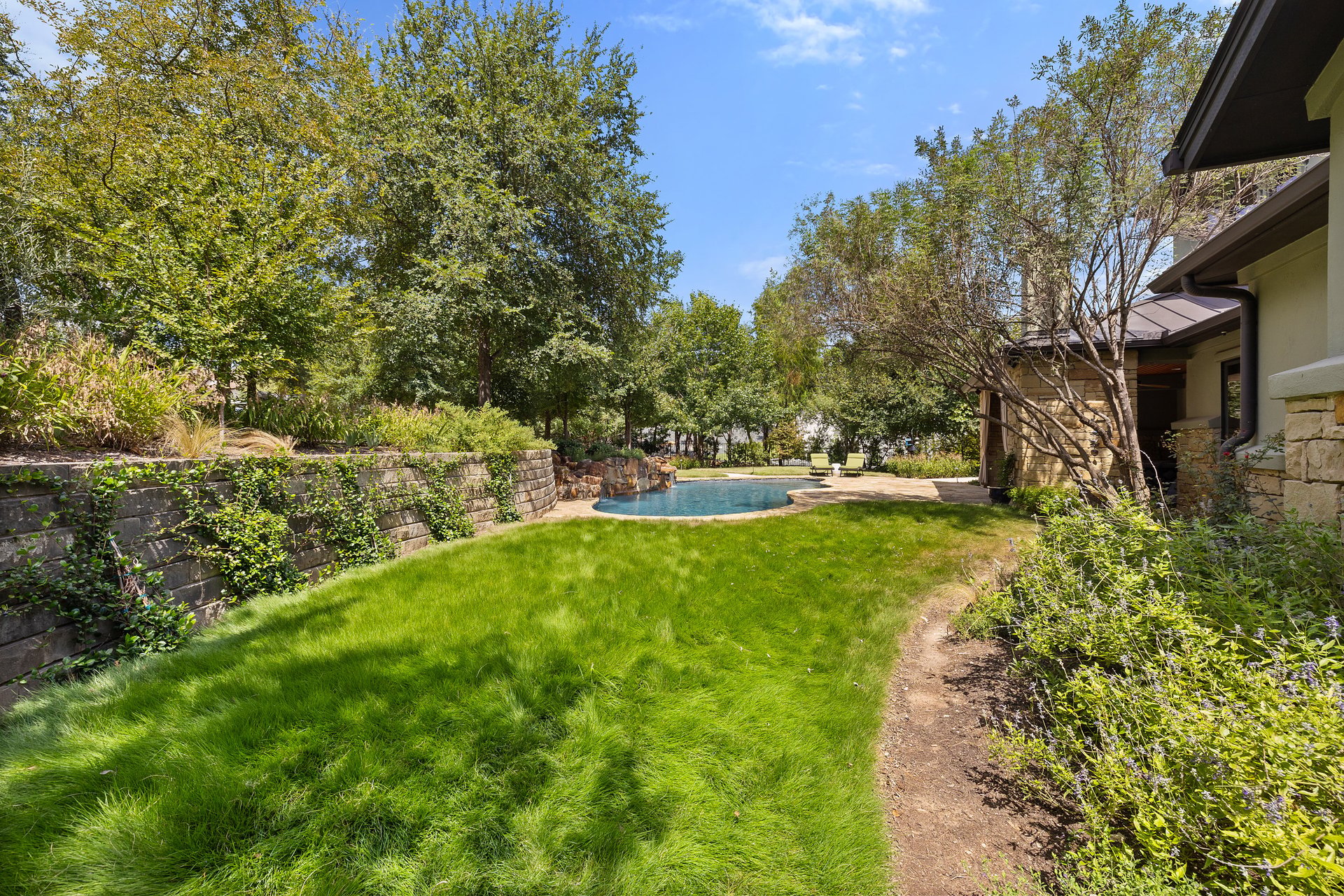 12821 Hacienda Ridge