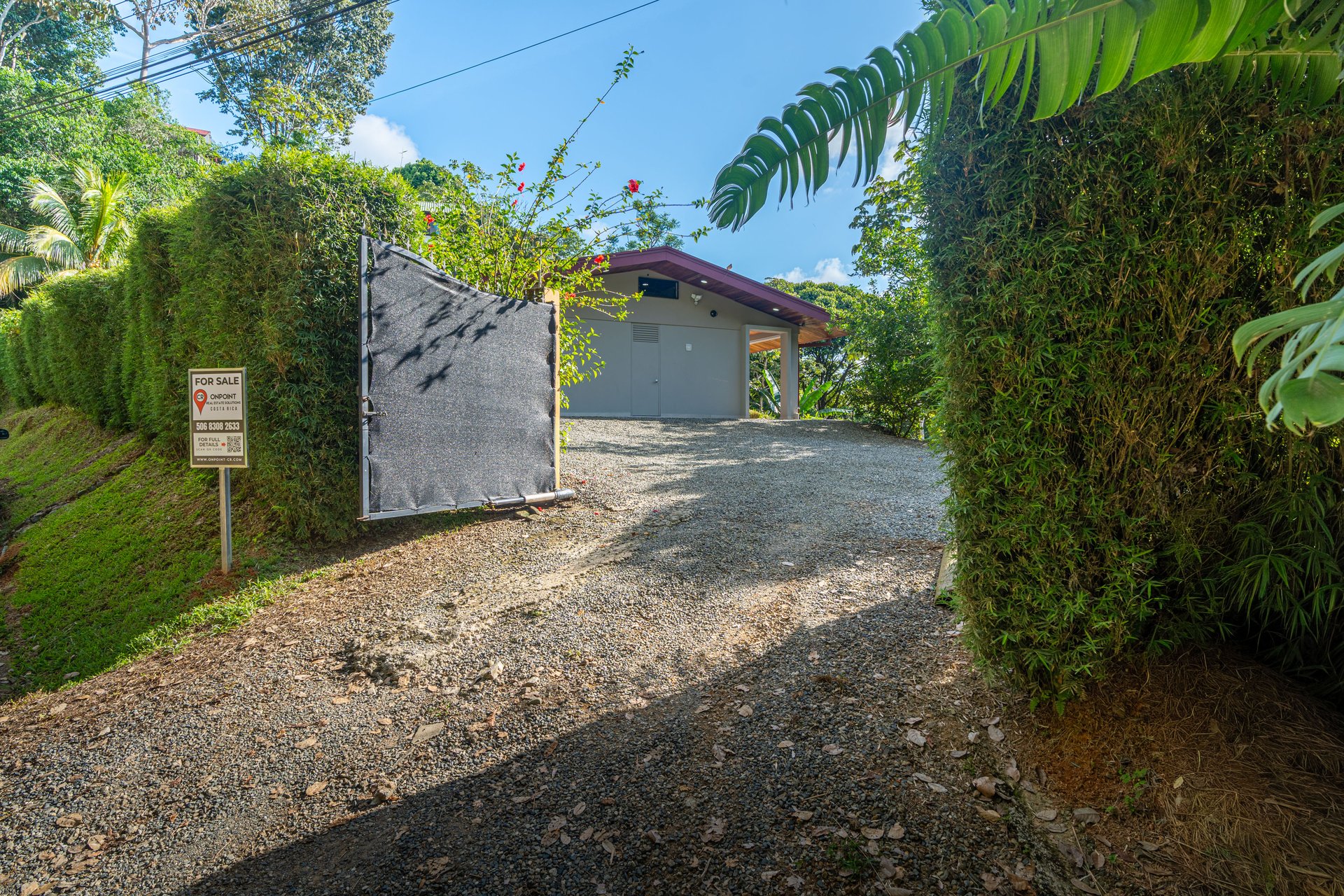 Casa Sea Breeze- Spectacular Ocean-View Home and Guest Villa in Prime Ojochal Location