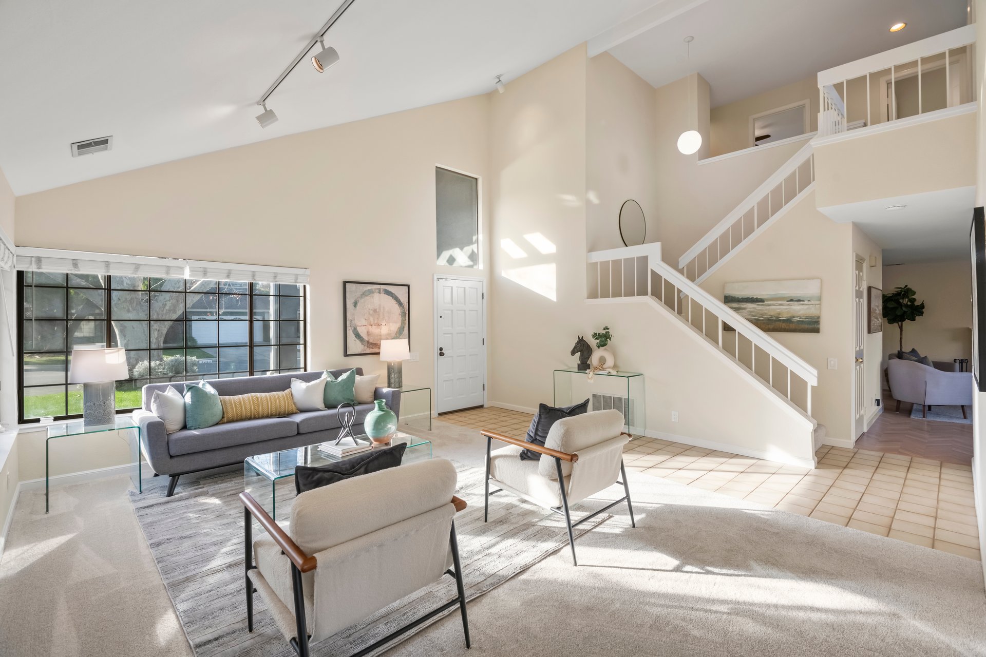 5252 Rio Lobo Drive