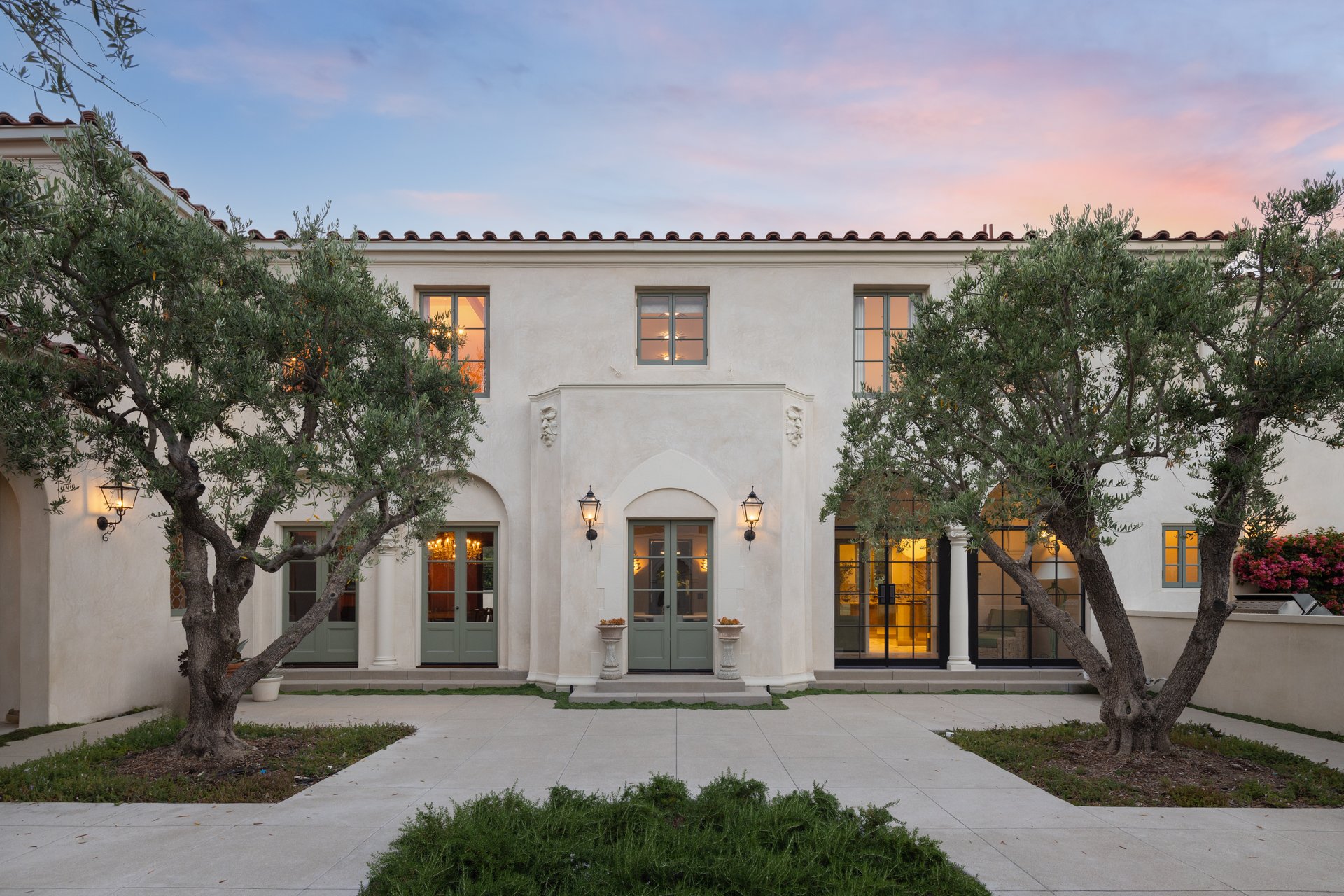 402 S Las Palmas Ave, Hancock Park