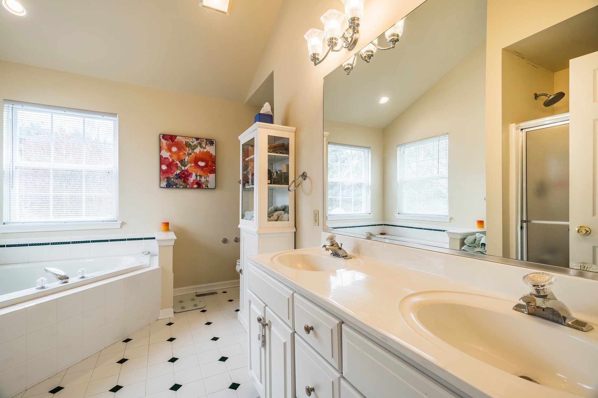 7055 Maple Court