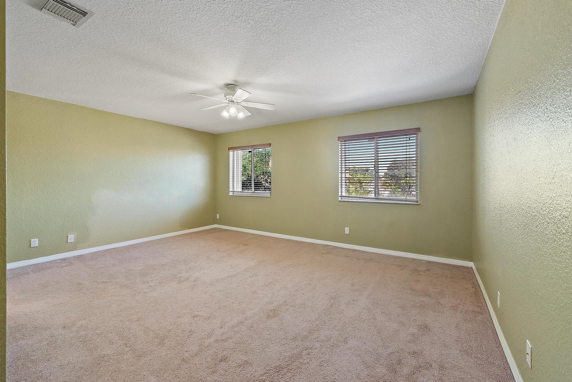 6188 Wiloughby