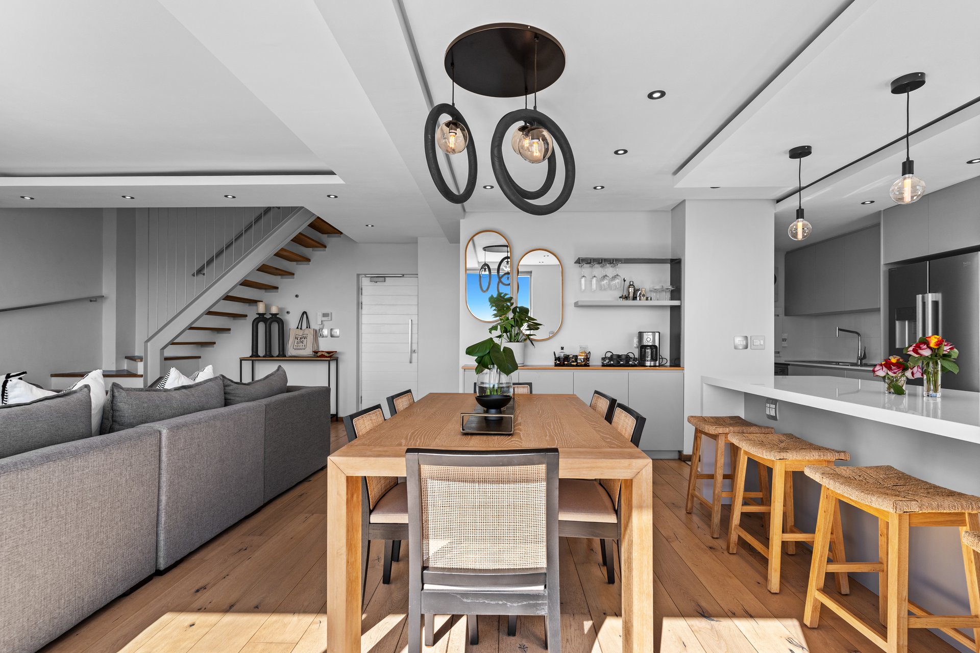  Seven on T Luxe Retreat