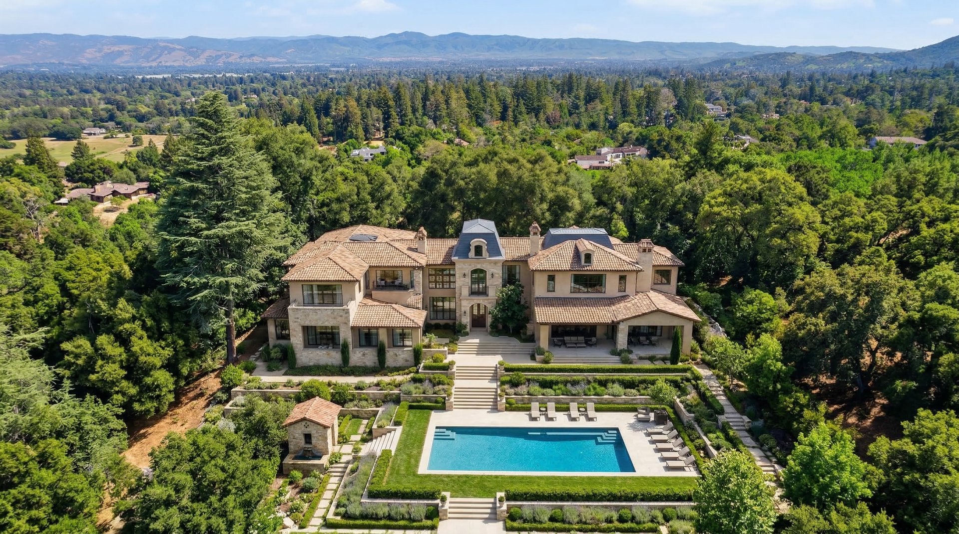Montalvo Manor